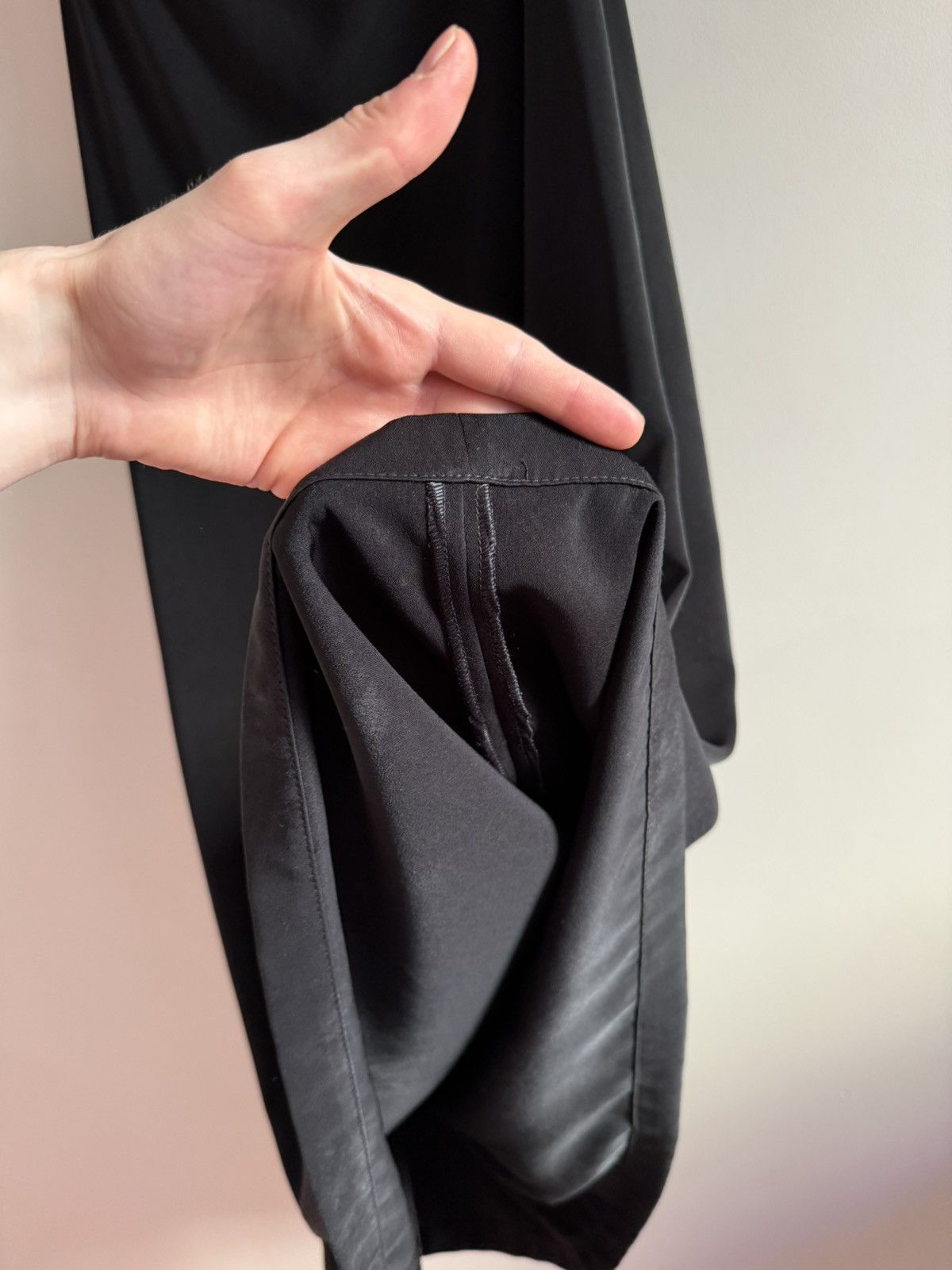 Ivan Grundahl Ivan Grundahl Asymmetrical Avant-Garde Skirt Size 28" / US 6 / IT 42 - 4 Thumbnail