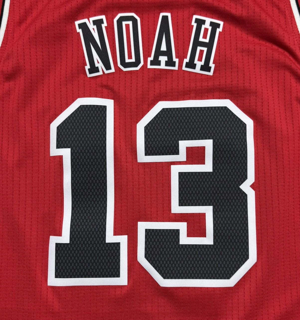 Adidas Adidas NBA Chicago Bulls Joakim Noah #13 Swingman Jersey Size US M / EU 48-50 / 2 - 11 Thumbnail