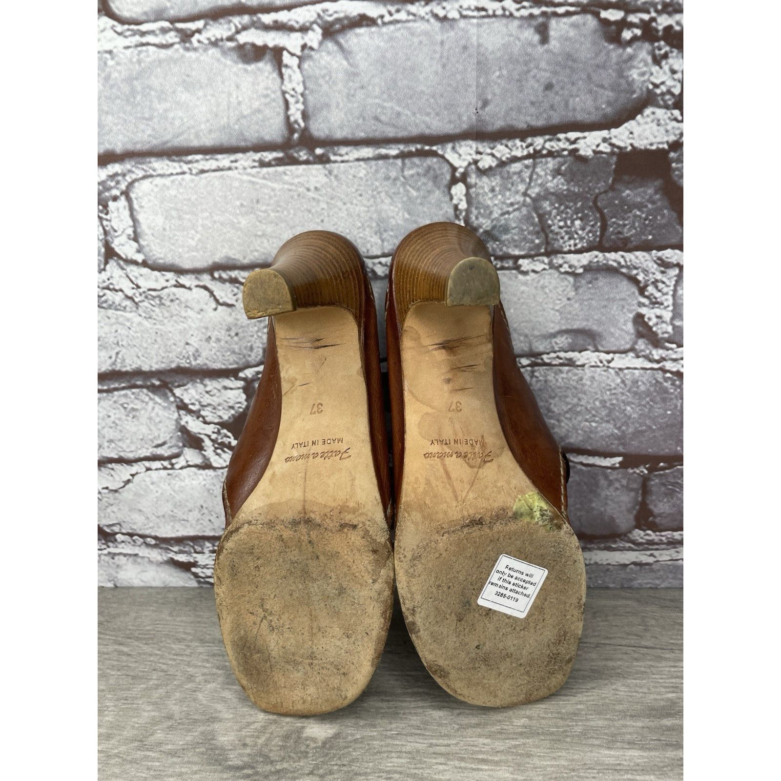 Barneys New York Henry Beguelin for Barneys New York Brown Leather Thong Heel Size US 6.5 / IT 36.5 - 18 Thumbnail