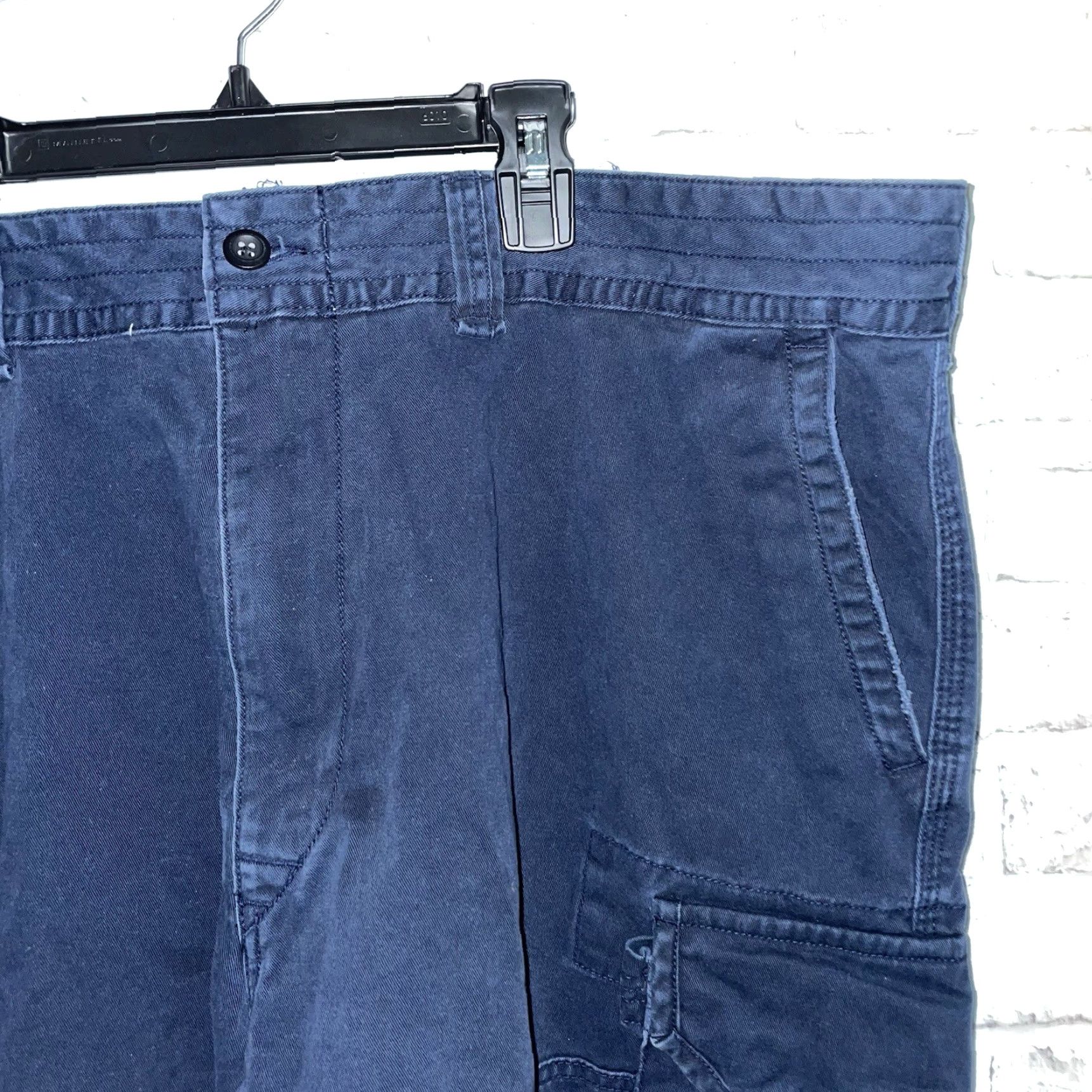 Polo Ralph Lauren Polo Ralph Lauren Cargo Shorts Mens 42 Dark Blue 100% Cotton Cargo Mens Size 42 Polo Ralph Lauren Dark Blue Cotton Shorts Size US XL / EU 56 / 4 - 2 Thumbnail