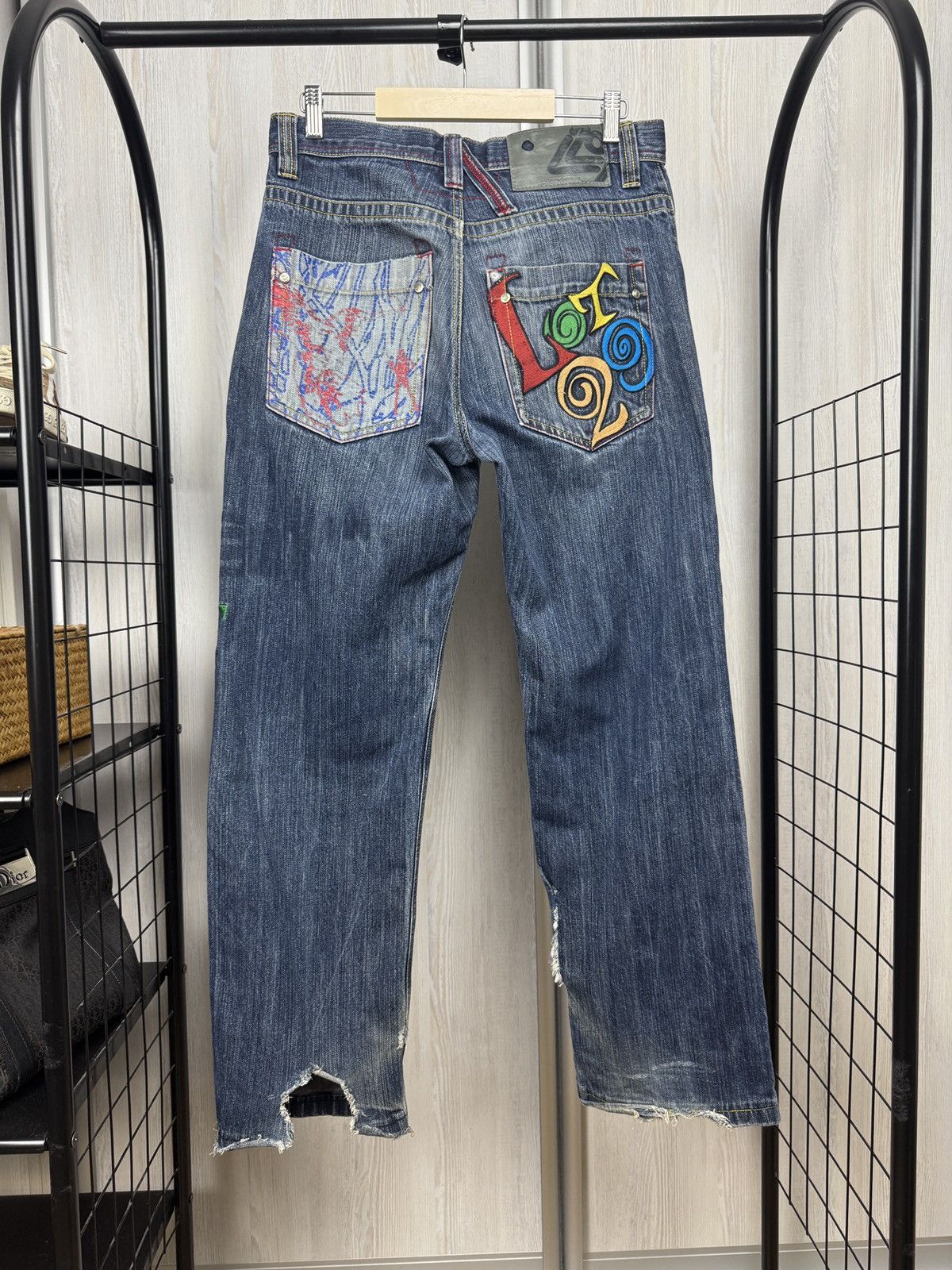 Other Lot 29 Jeans Looney Tunes Denim Gimmy Da Loot Distressed Size US 30 / EU 46 - 10 Thumbnail