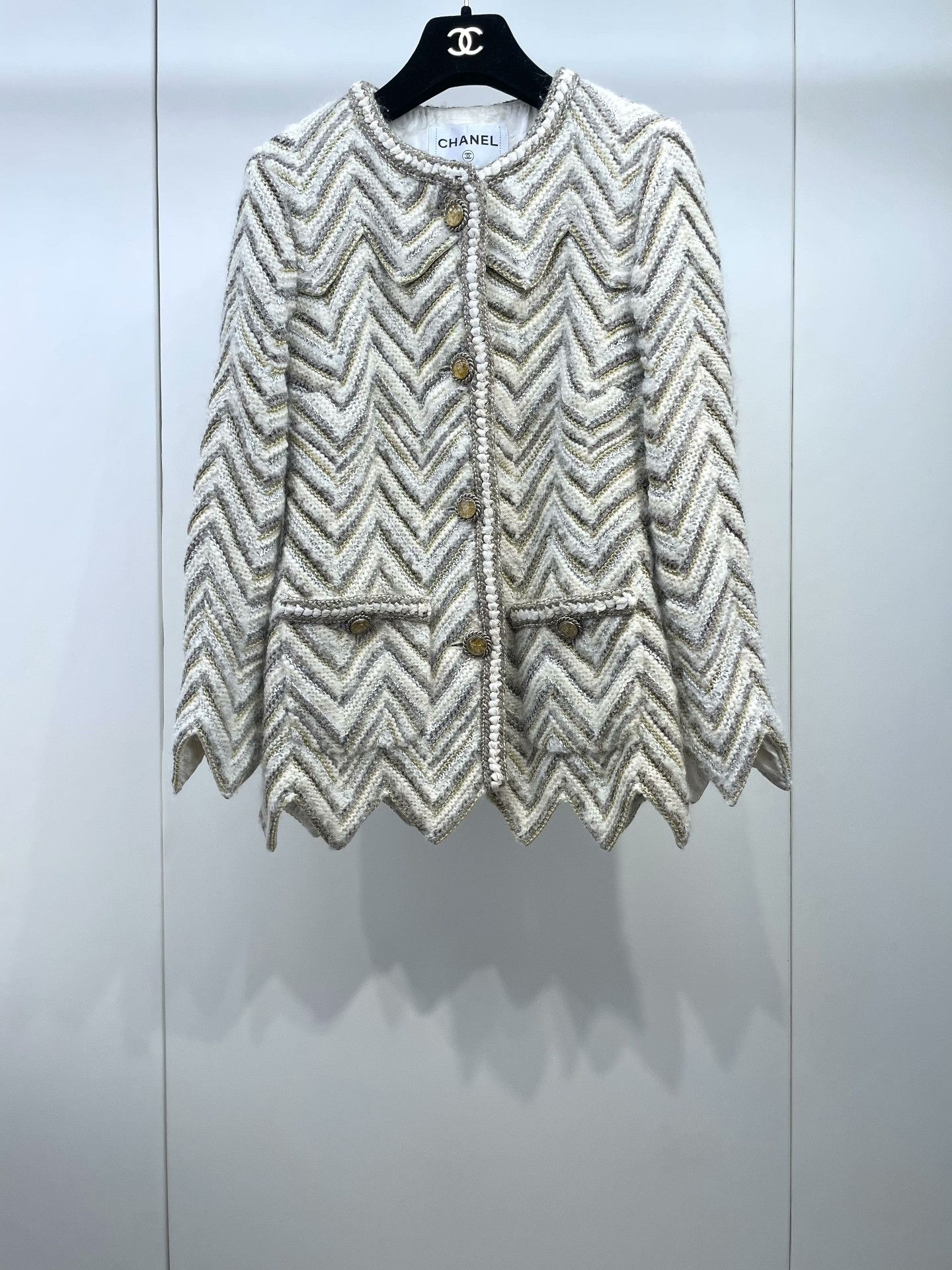 Chanel Chanel Burger Series Wave Jacket Size XXS / US 00 / IT 34 - 1 Thumbnail