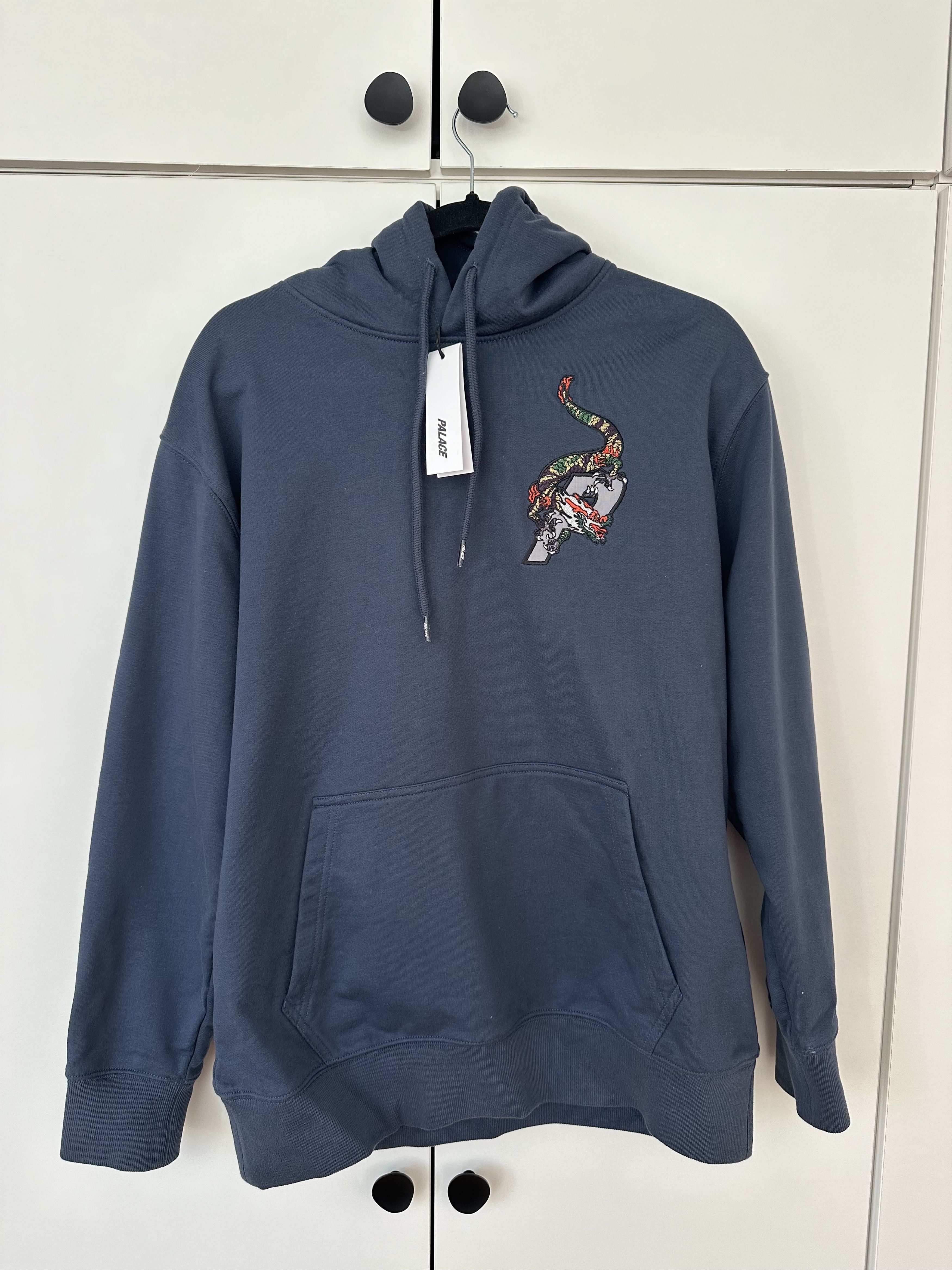 Palace Palace Dragon P-3 Hood 'Navy' Size US M / EU 48-50 / 2 - 4 Thumbnail