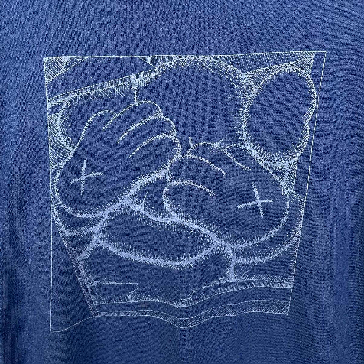 Kaws × Uniqlo Uniqlo x Kaws Streetwear T Shirt Size US S / EU 44-46 / 1 - 2 Thumbnail