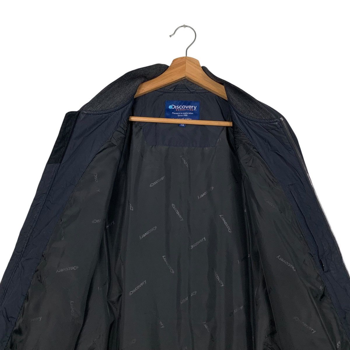 Other DISCOVERY Expedition Bomber Jacket #1870-C81 Size US M / EU 48-50 / 2 - 12 Thumbnail