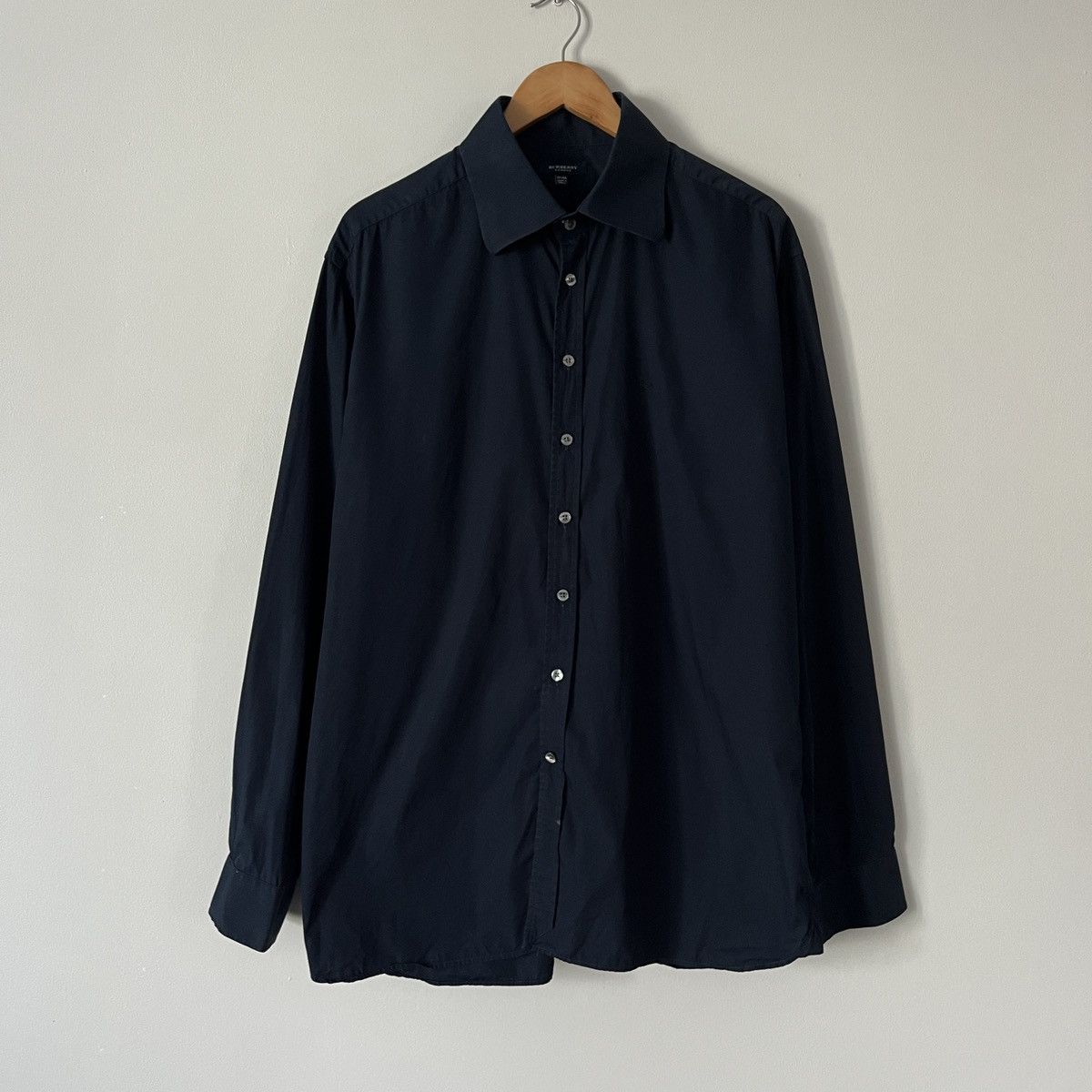 Burberry Burberry Button Up Shirt Men's Xl Size US XL / EU 56 / 4 - 1 Thumbnail