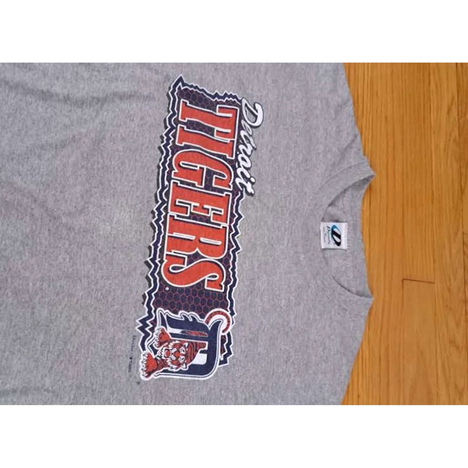 Vintage DYNASTY Detroit Tigers T-Shirt Gray XL Crew Neck Short Sleeve Sports USA Men 2003 Vintage? Size US XL / EU 56 / 4 - 3 Thumbnail