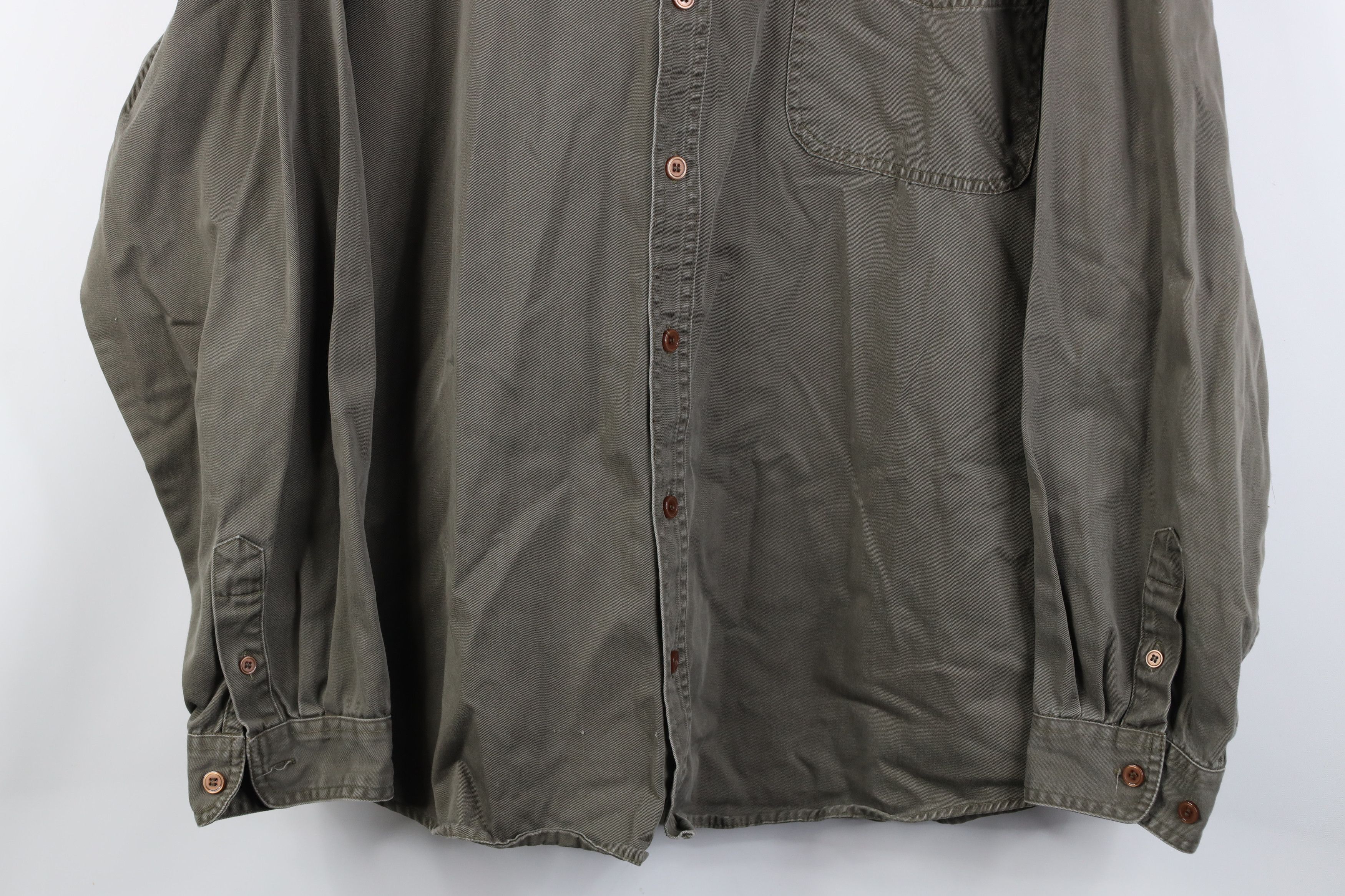Vintage Vintage 90s Las Vegas Nevada Collared Button Down Shirt Size US XL / EU 56 / 4 - 3 Thumbnail