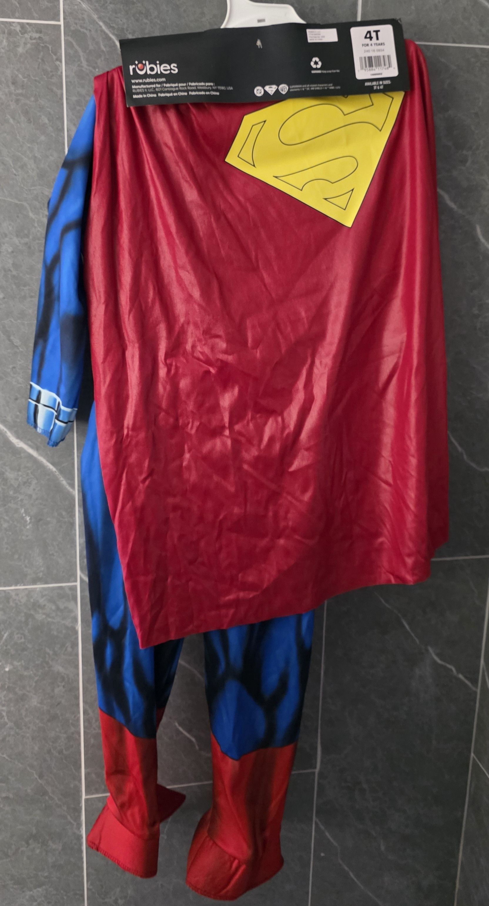 DC Comics NWT DC Comics Boys' Superman Halloween Costume Blue 4T Size US XXS / EU 40 - 2 Thumbnail
