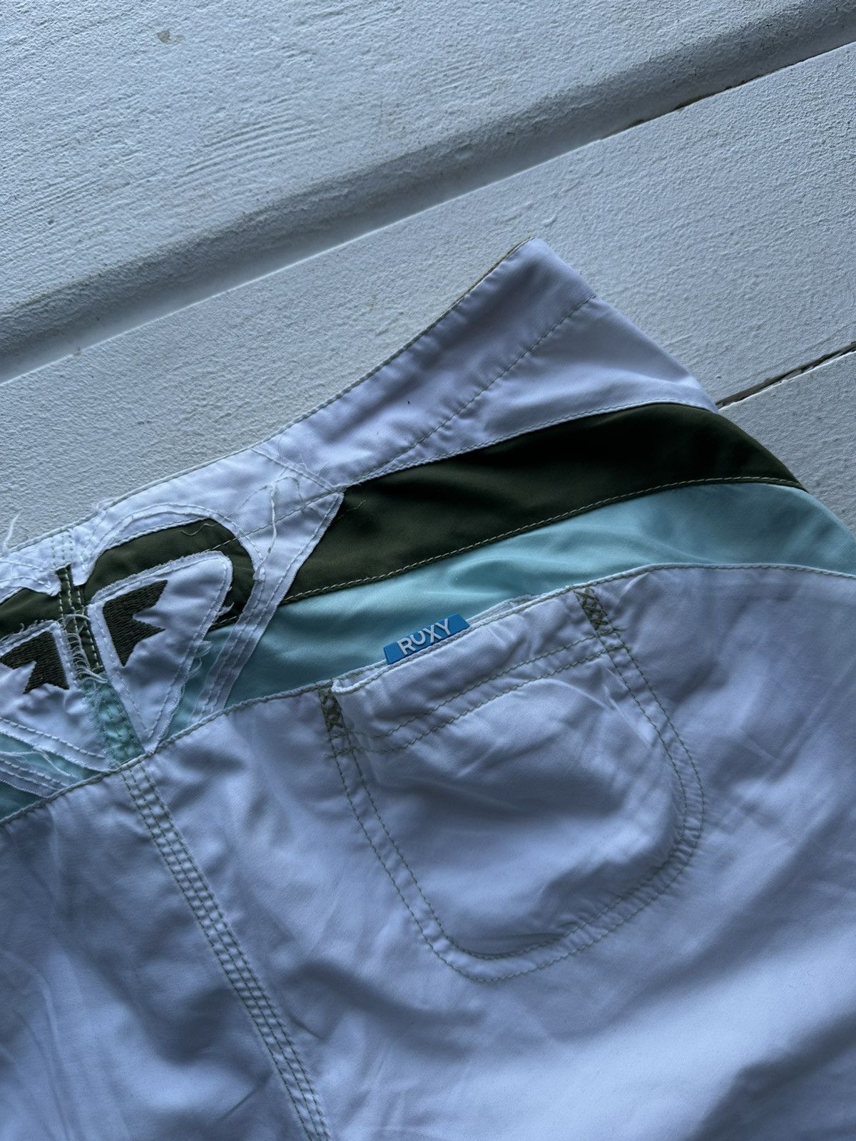 Quiksilver 🚨Vintage Roxy Quiksilver Shorts Big Logo Y2K Unisex Surfing Size US 28 / EU 44 - 11 Thumbnail