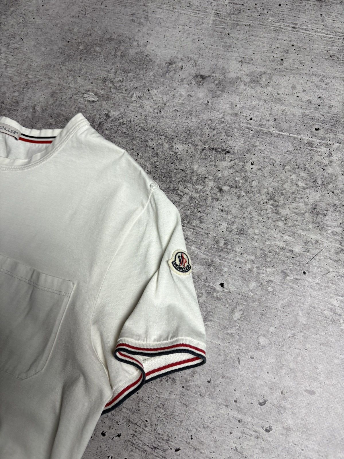 Moncler Moncler Luxury Sleeve Logo Tshirt Size US M / EU 48-50 / 2 - 3 Thumbnail
