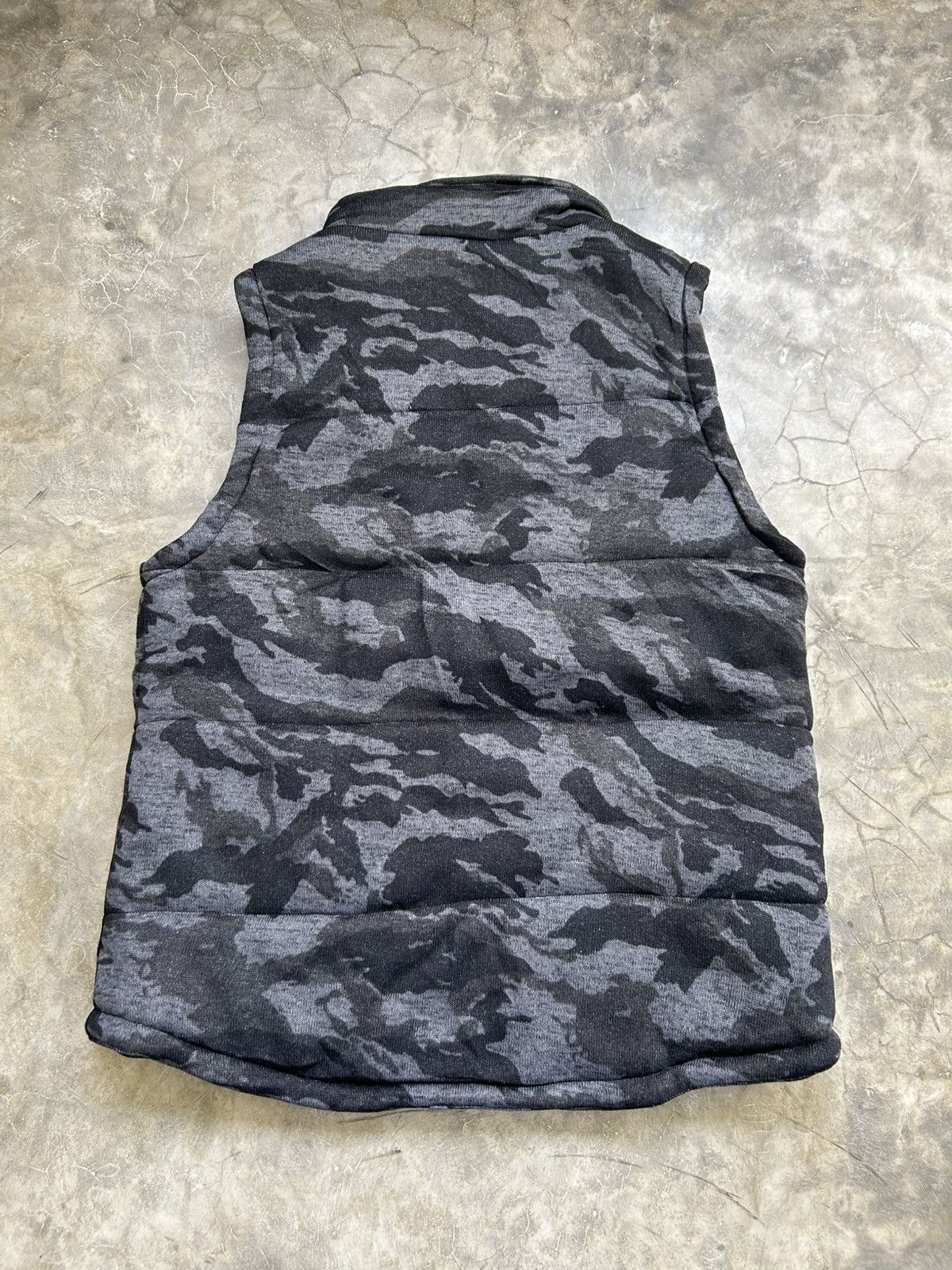 In The Attic In The Attic Homme - Camo Zipper Vest Size XL Size US XL / EU 56 / 4 - 8 Thumbnail