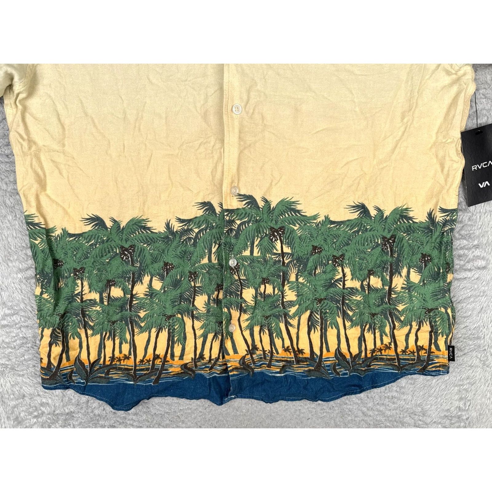 RVCA RVCA Shirt Mens 2XL Beige Short Sleeve Palm Tree Hawaiian Button Up Beach Size US XXL / EU 58 / 5 - 5 Thumbnail