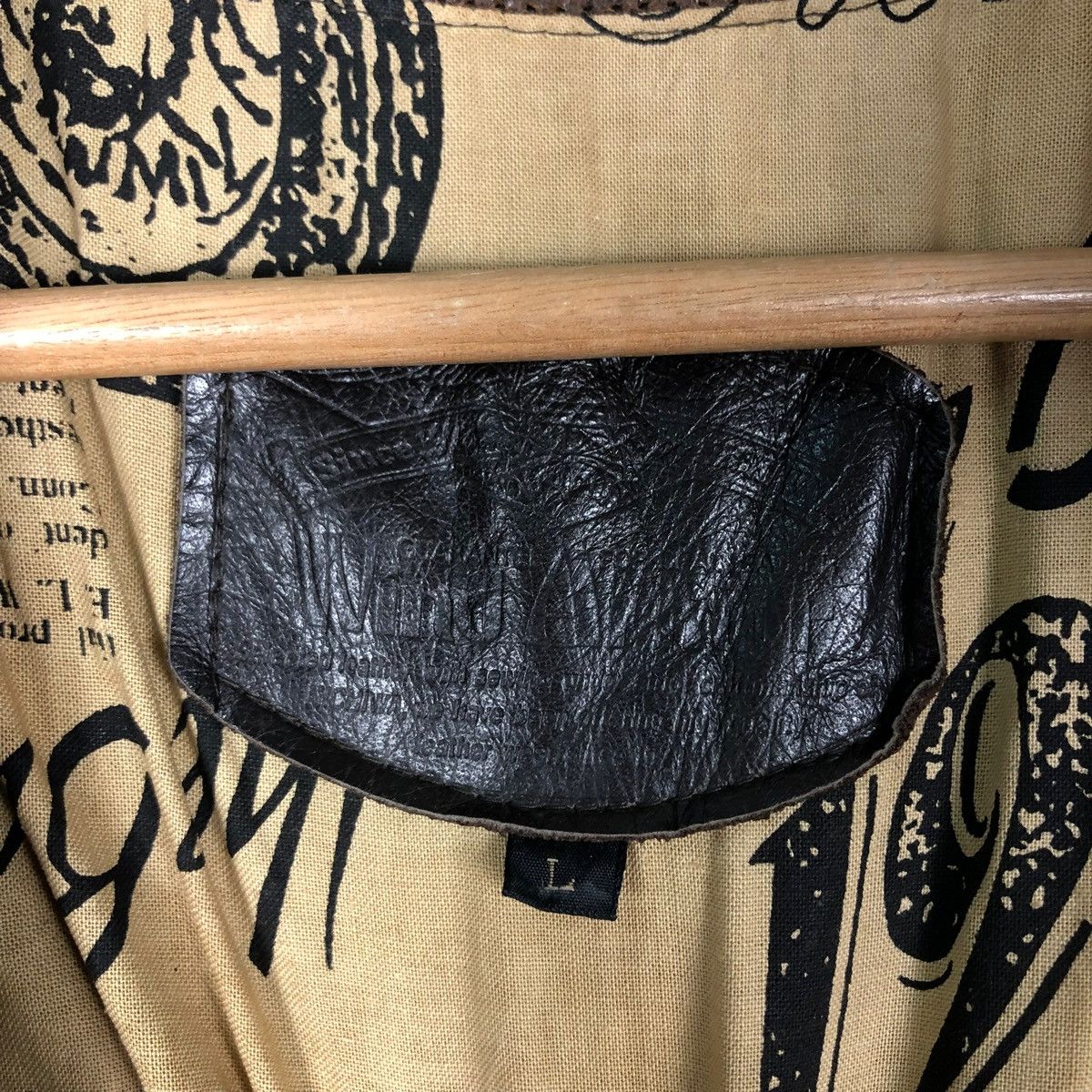 Aero Leathers 🔥VINTAGE BIKER LEATHER JACKET ROADMASTER RARE LINING DESIGN Size US L / EU 52-54 / 3 - 15 Thumbnail