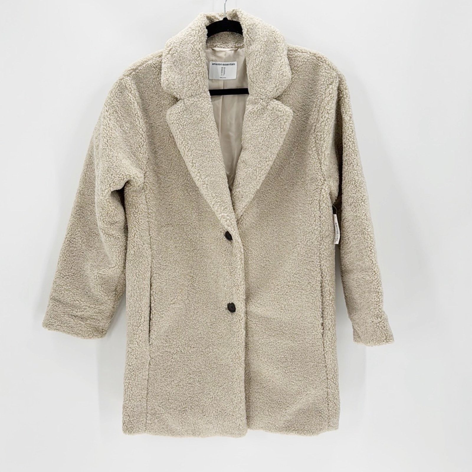 American Essentials Amazon Essentials beige teddy bear faux Sherpa 2 button coat Size XS / US 0-2 / IT 36-38 - 1 Thumbnail