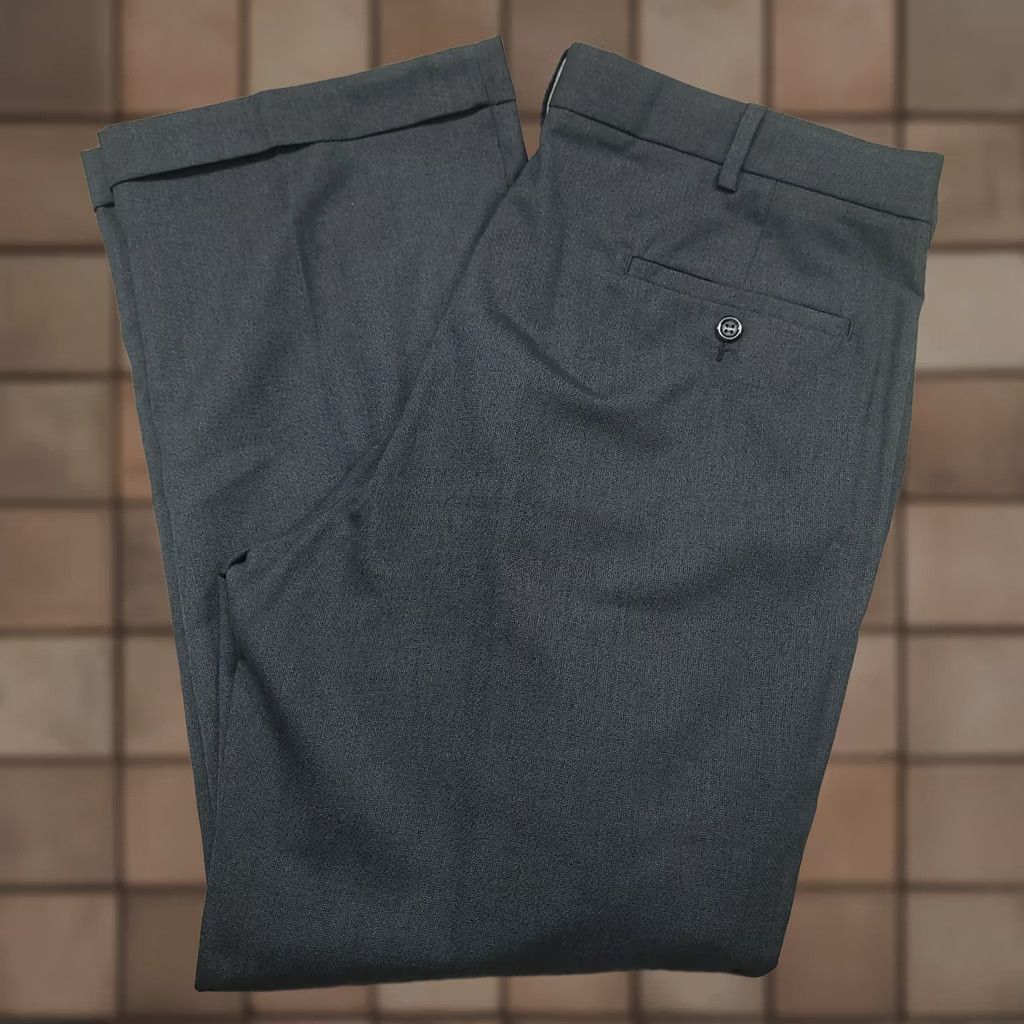 Dockers DOCKERS Men's Pants - Pleated / Cuffed - 36x30 - Gray - Polyester, Rayon - Regular Fit - Dress Pants Size US 36 / EU 52 - 1 Thumbnail