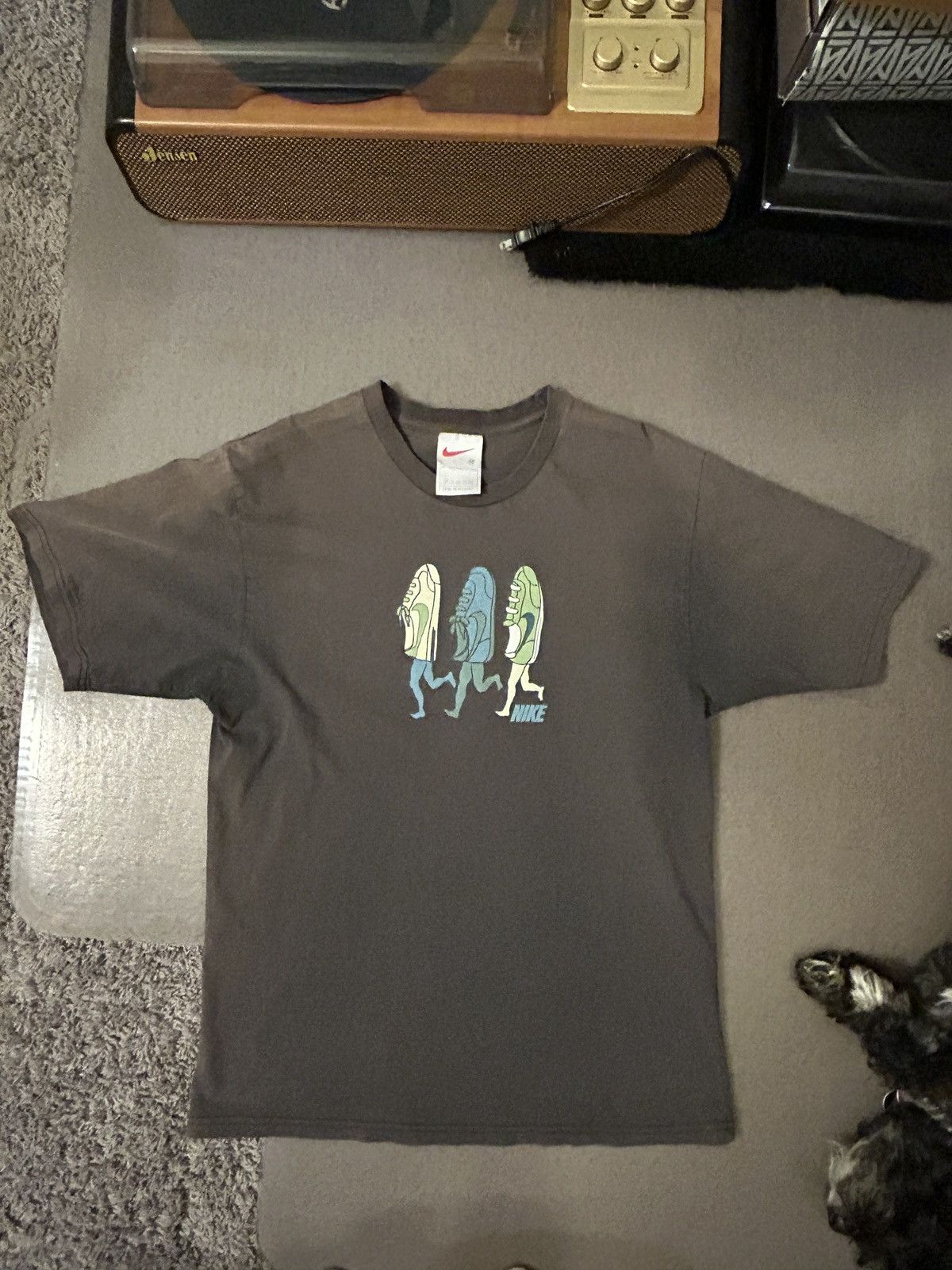 Nike 90s Vintage Nike graphic tee Size US M / EU 48-50 / 2 - 1 Thumbnail