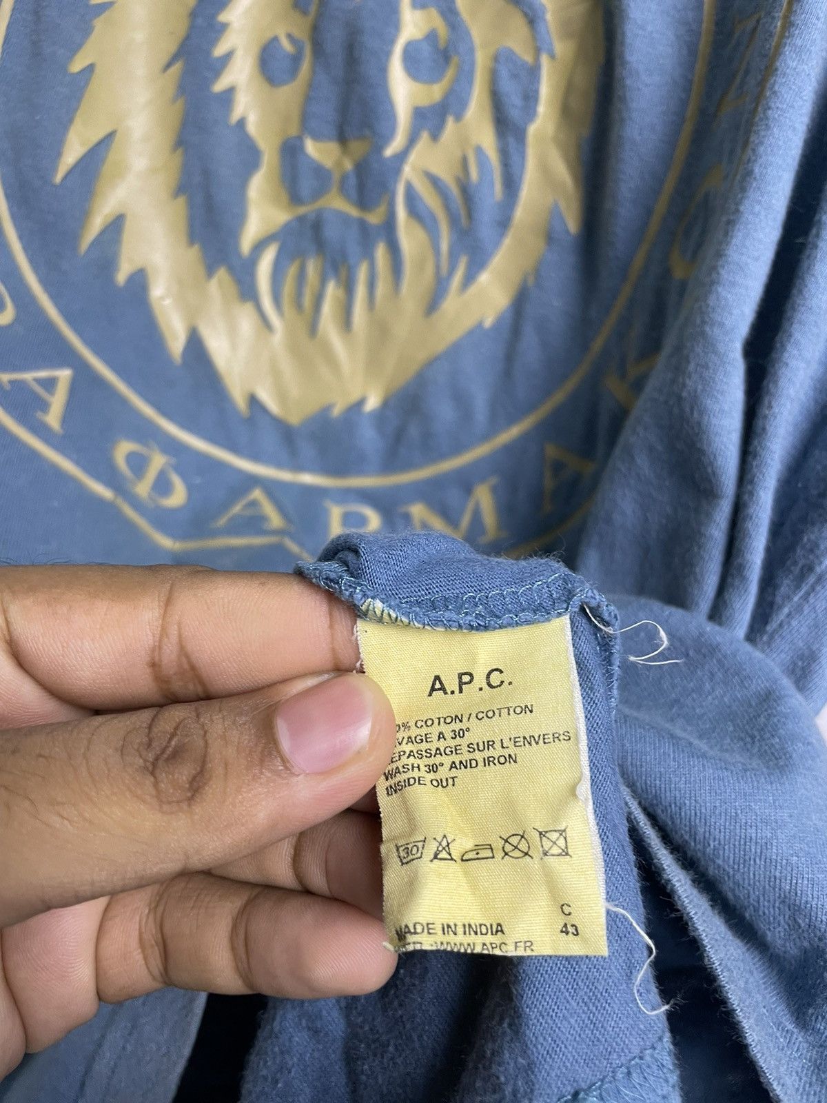 A.P.C. A.P.C Enikype Tetpa Apmakon Tshirt Size US L / EU 52-54 / 3 - 7 Thumbnail