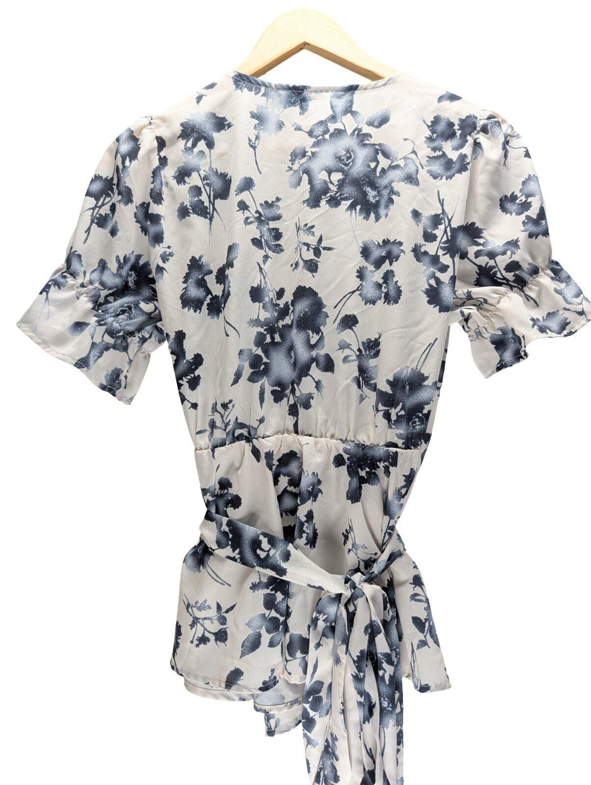 Allegri Allegra K Blouse M Tie Waist Ruffle Sleeve White Blue Floral Size M / US 6-8 / IT 42-44 - 2 Thumbnail