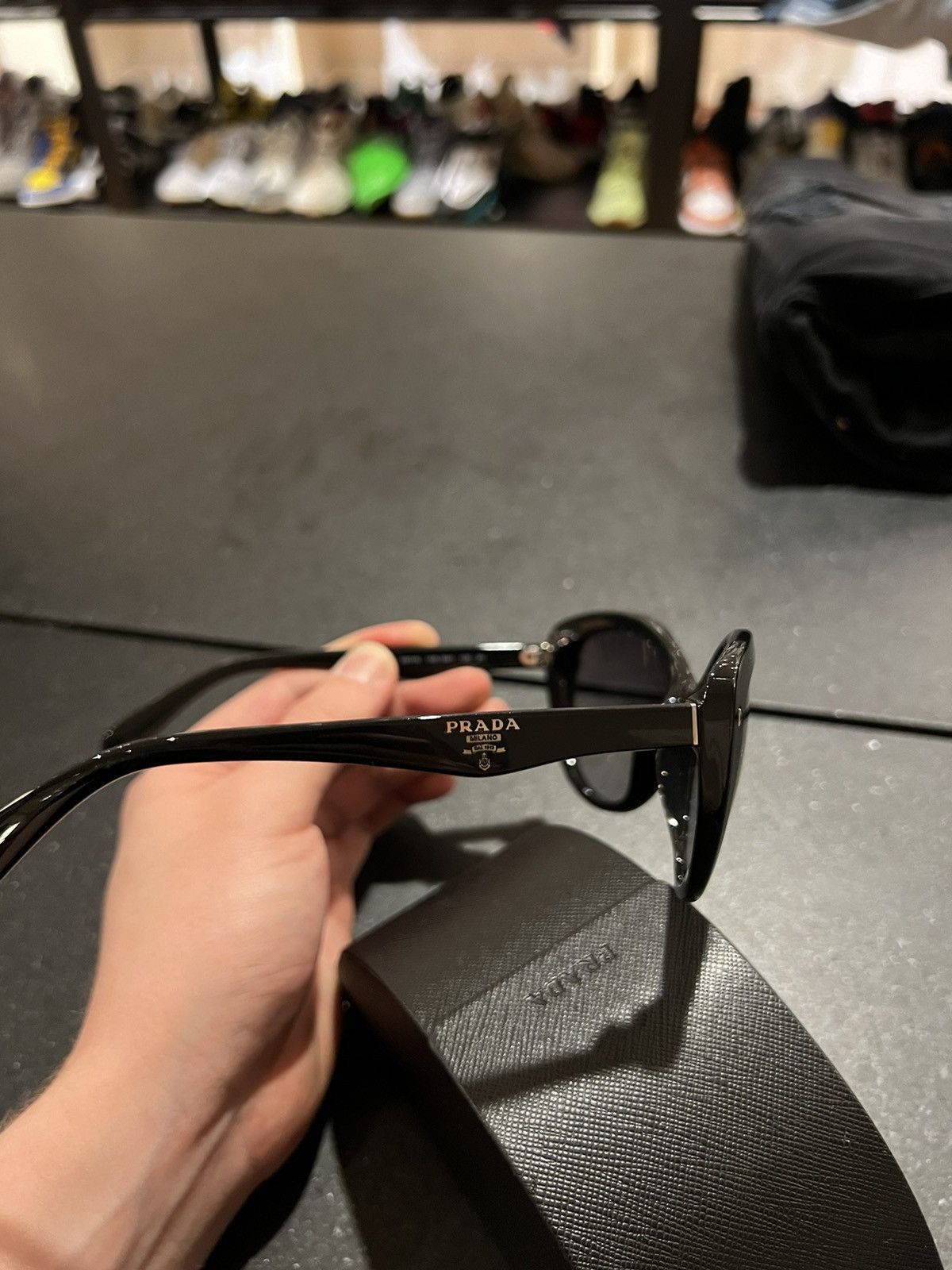 Prada Prada cat eye sunglasses black acetate Size ONE SIZE - 5 Thumbnail