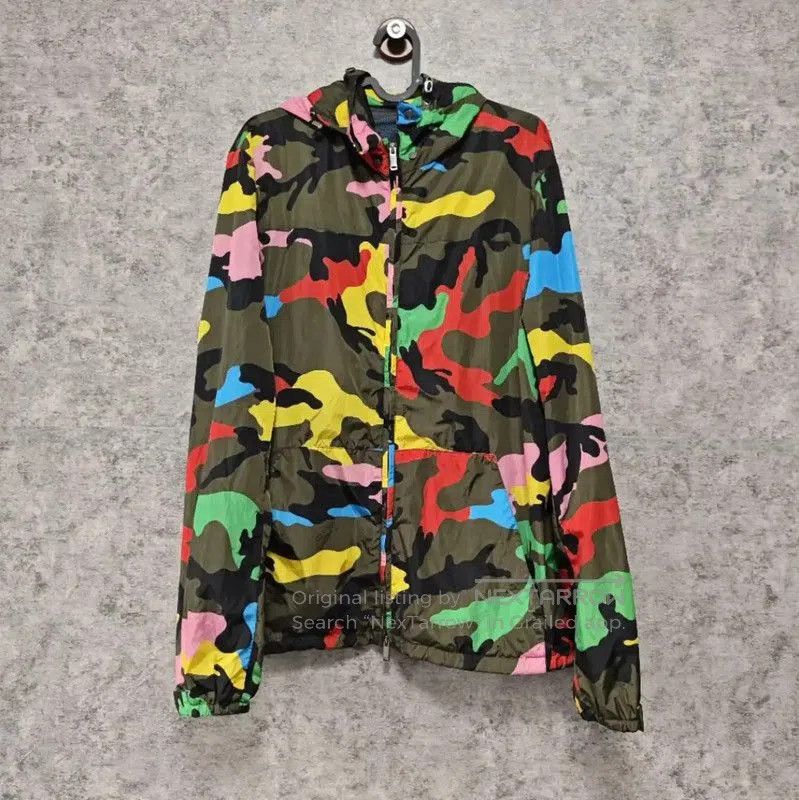 Valentino Valentino Camouflage Women's Jacket in Green . Size L / US 10 / IT 46 - 1 Thumbnail