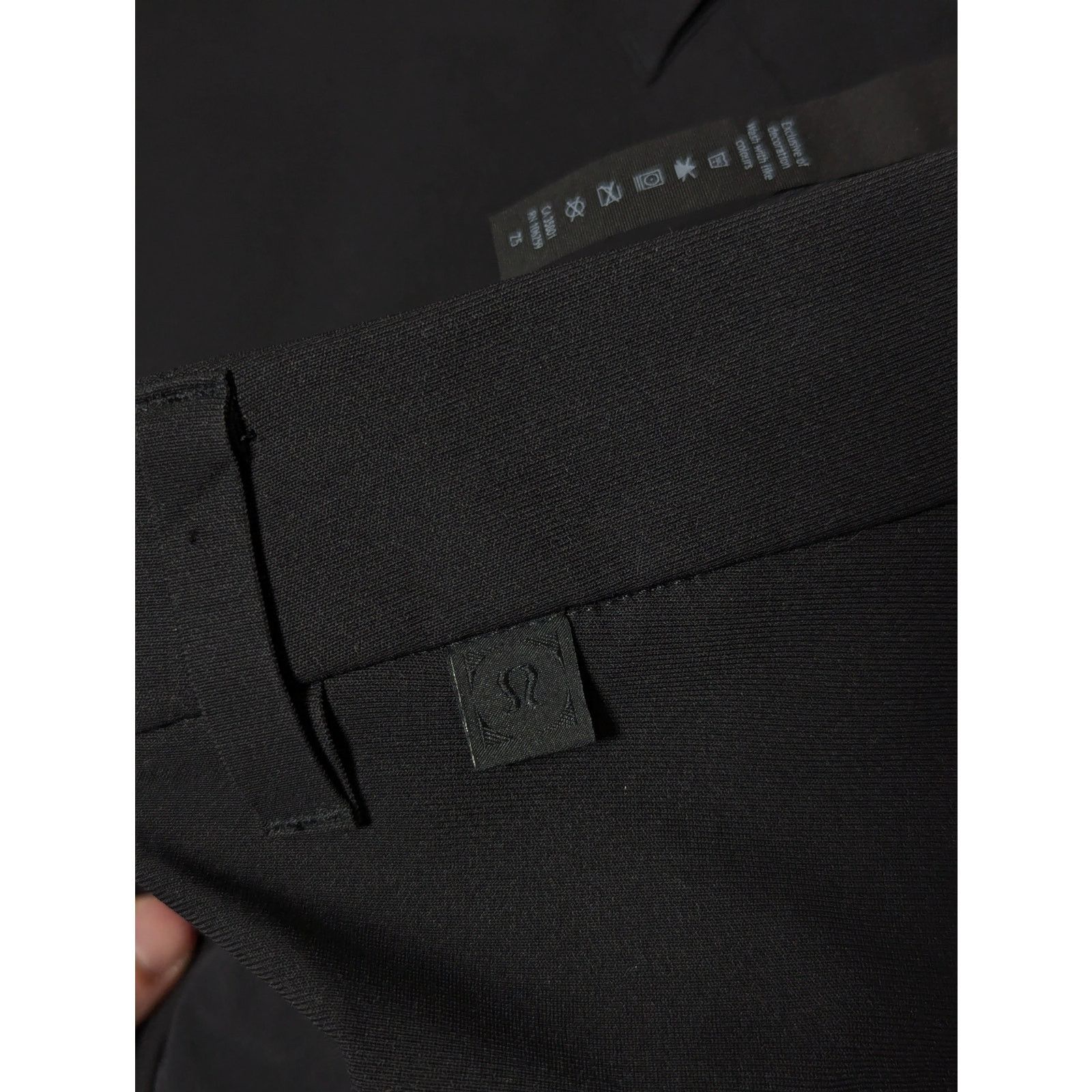 Lululemon Lululemon Commission Pants Slim Warpstreme Black Mens 36 Size US 36 / EU 52 - 5 Thumbnail
