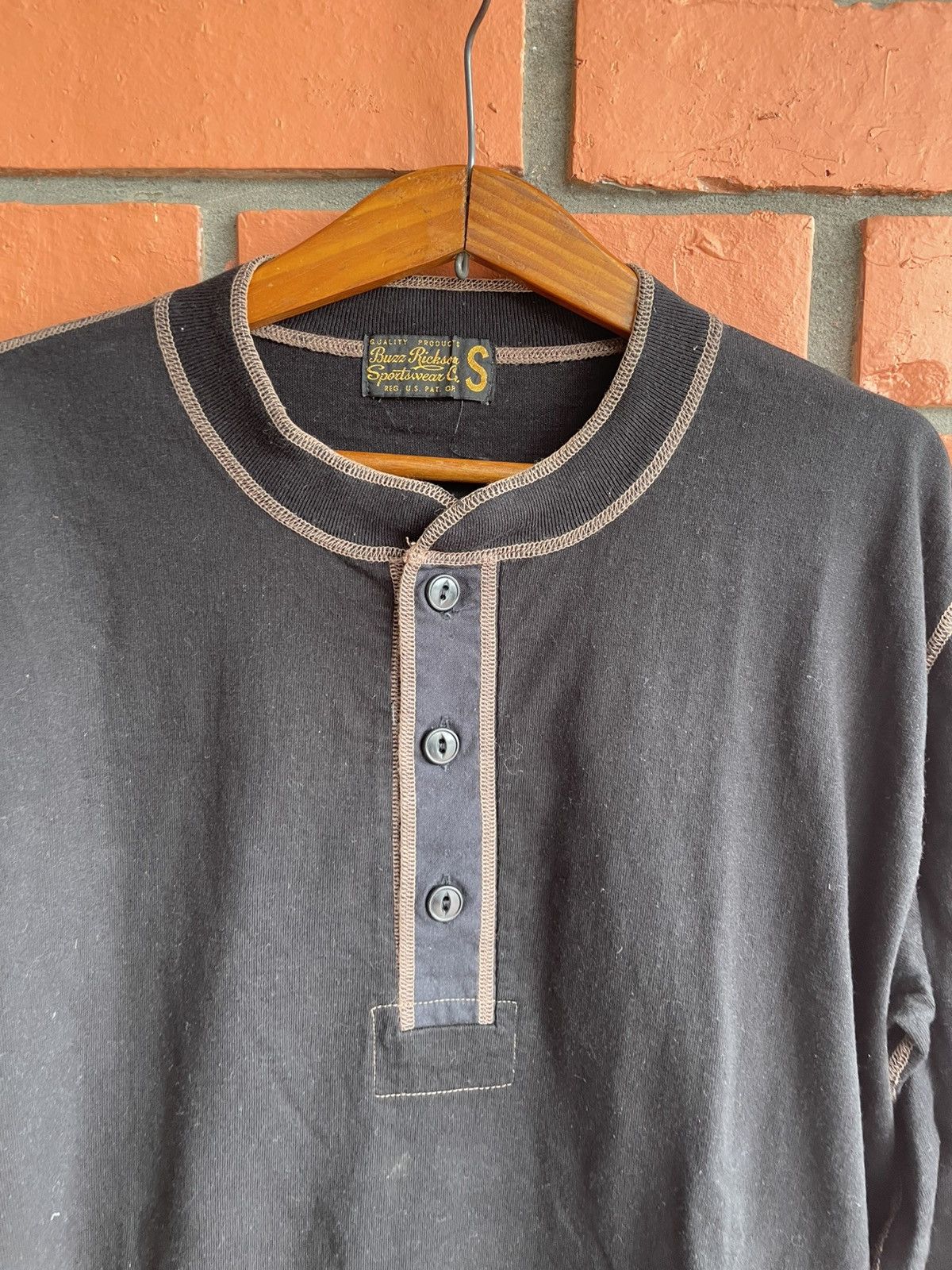 Buzz Rickson's BUZZ RICKSON'S BR79192 SLUB YARN HENLEY NECK LONG SLEEVE S Size US S / EU 44-46 / 1 - 5 Thumbnail