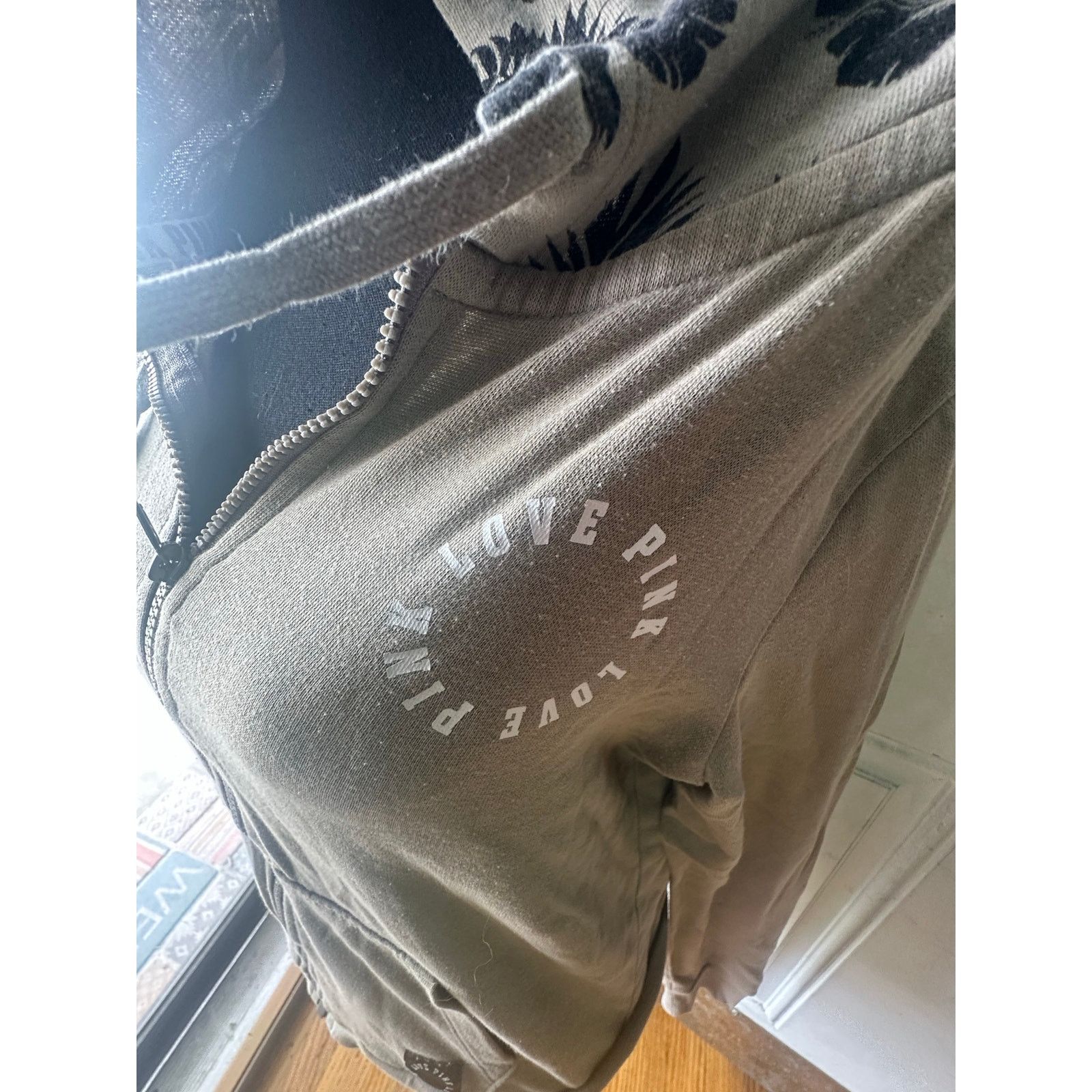 Pink Victoria’s Secret Pink Beige Full-Zip Hoodie – Floral Size S Size S / US 4 / IT 40 - 2 Thumbnail