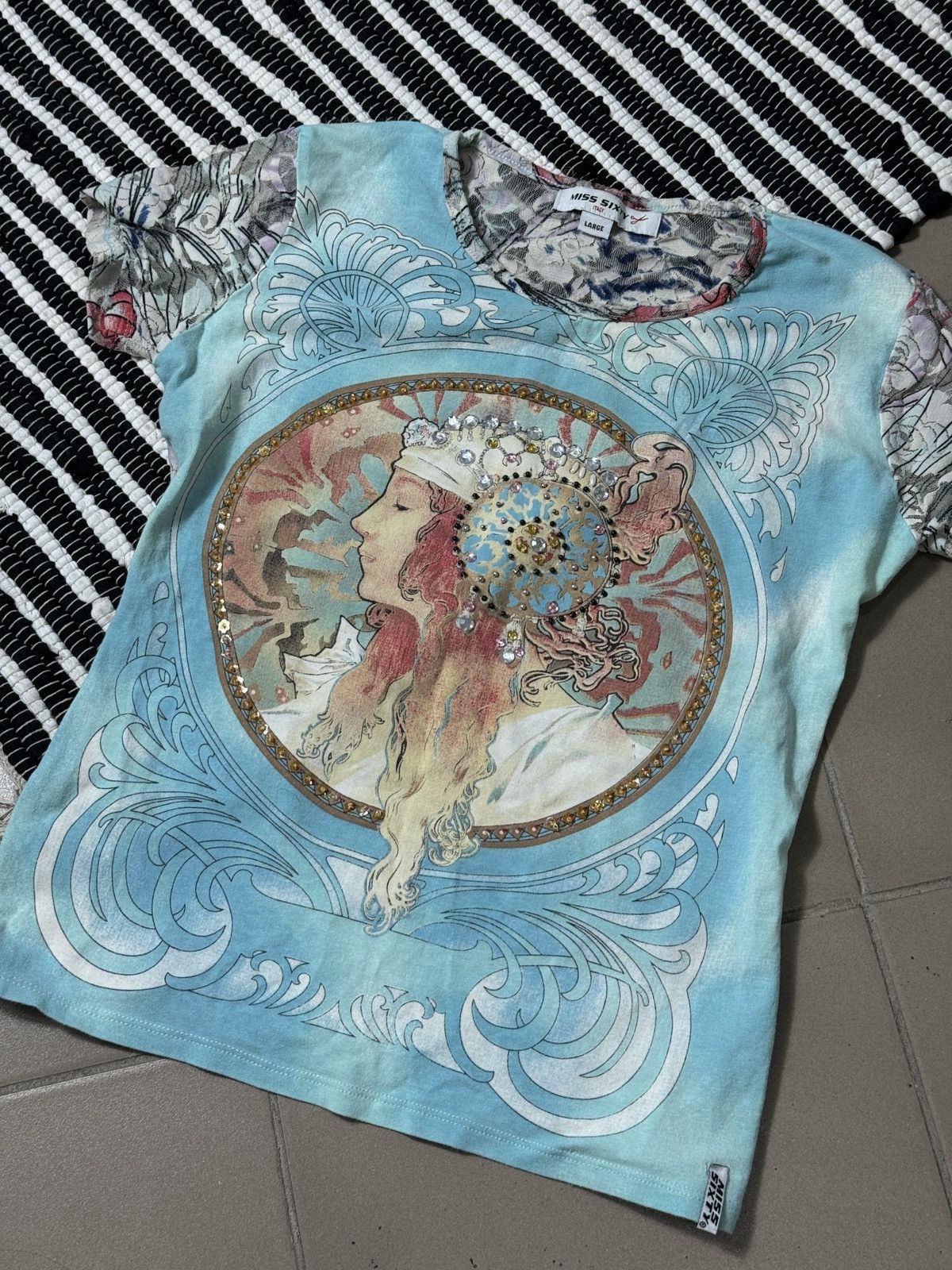 Miss Sixty VINTAGE MISS SIXTY 2000s AVANT GARDE TEE SHIRT Size L / US 10 / IT 46 - 2 Thumbnail