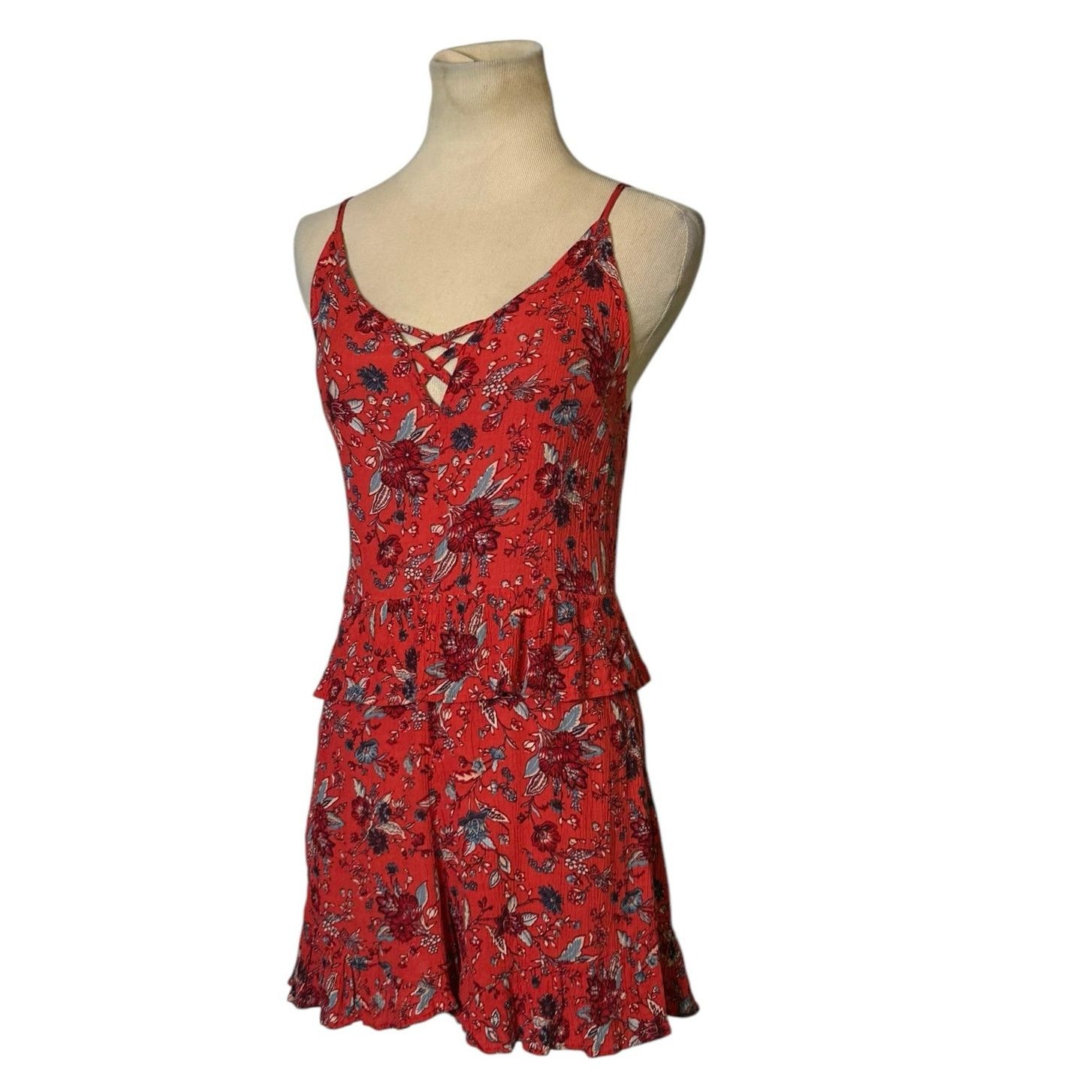 American Eagle Outfitters American Eagle red blue tank romper size 4 Size 27" / US 4 / IT 40 - 6 Thumbnail