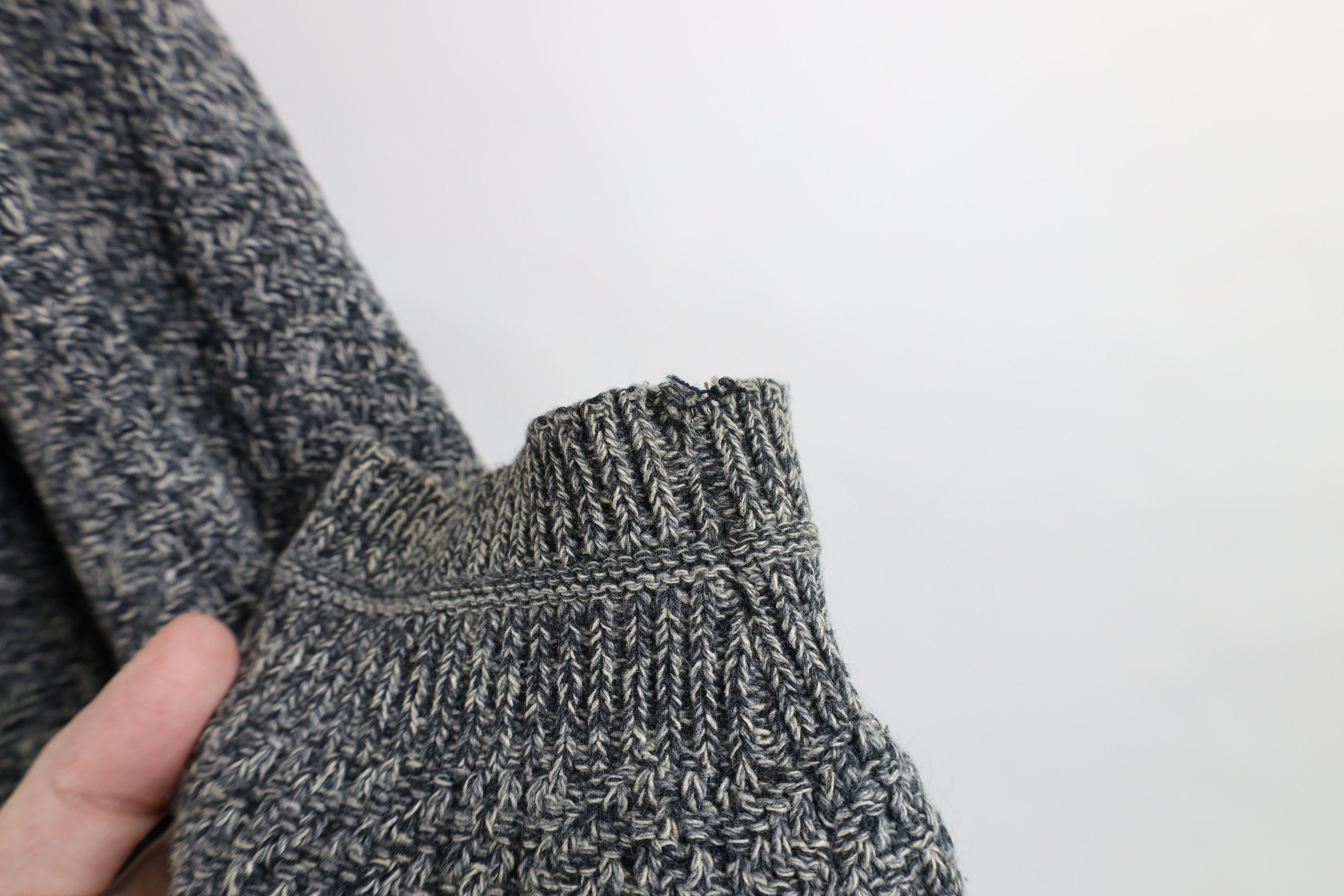 Vintage Vintage 90s Streetwear Framed Knit Crewneck Sweater Gray Size US M / EU 48-50 / 2 - 8 Thumbnail