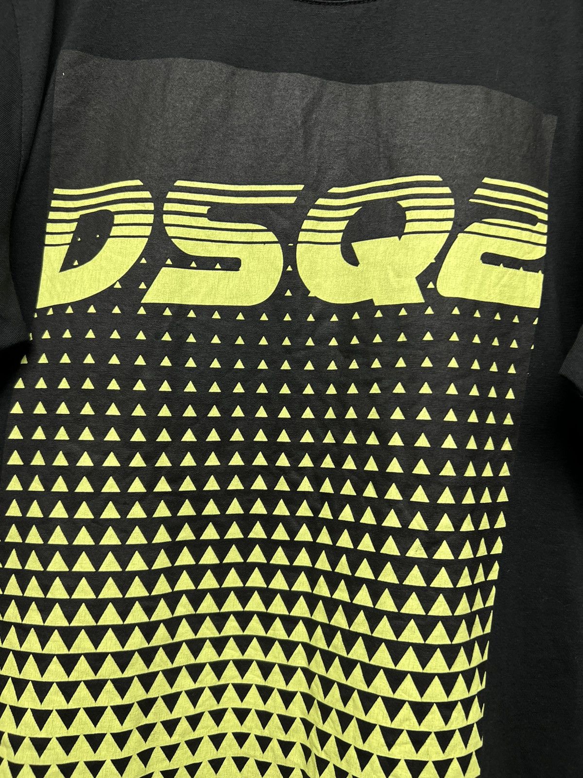 Dsquared2 Vintage Y2k Dsquared2 Big Logo T-Shirt 00’s Size US L / EU 52-54 / 3 - 5 Thumbnail