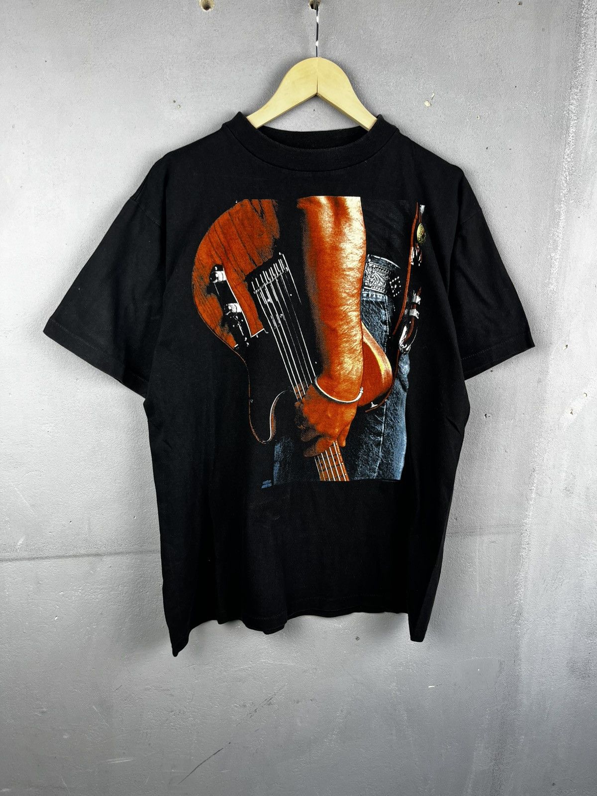 Band Tees Vintage Bruce Springsteen World Tour Band T-shirt Size US XL / EU 56 / 4 - 1 Thumbnail