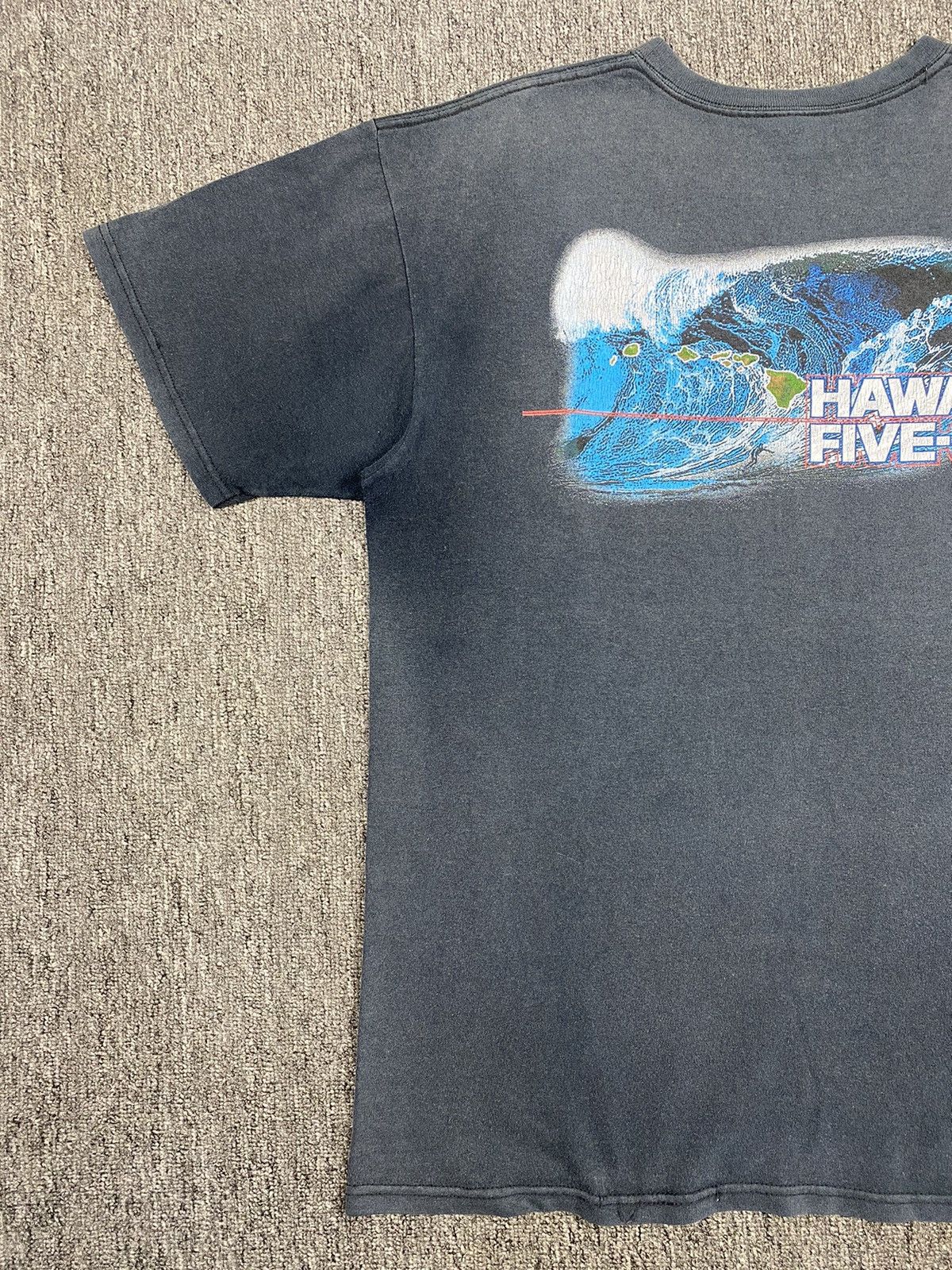 Other Hawaii Five O Sunfaded Tshirt Size US L / EU 52-54 / 3 - 10 Thumbnail
