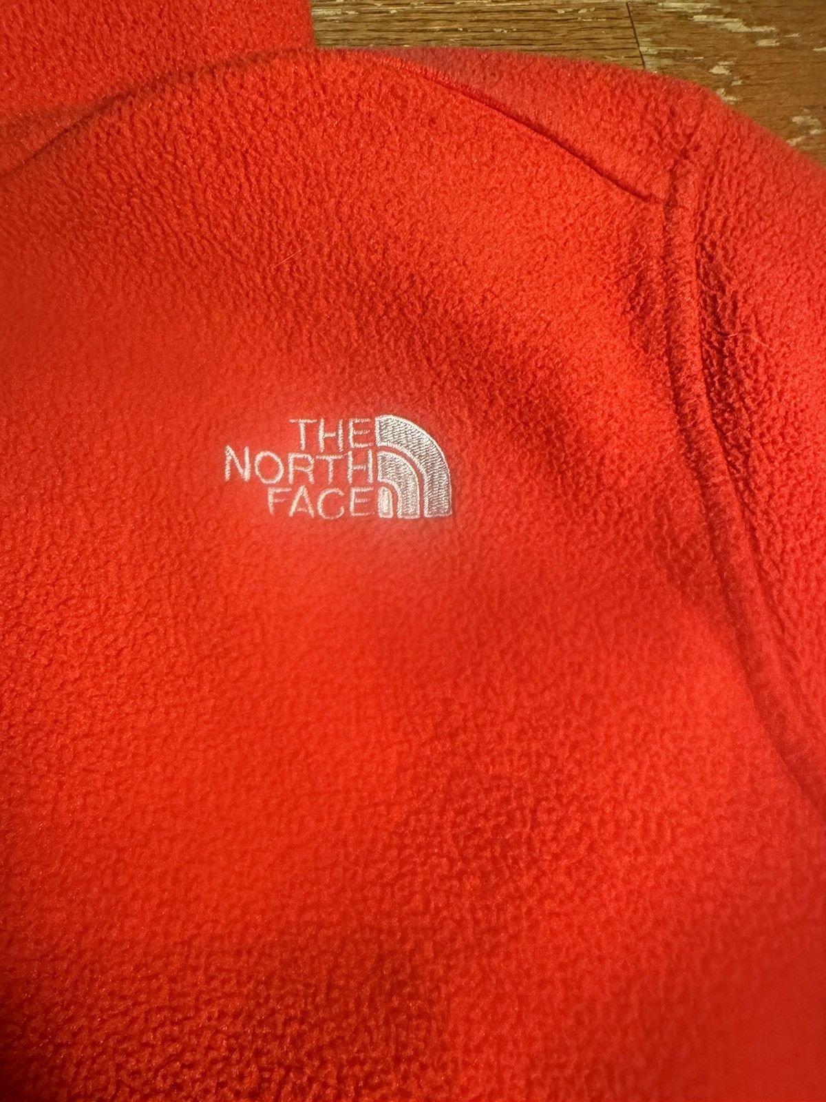 The North Face The North Face Red Fleece Zip Up Jacket Size US M / EU 48-50 / 2 - 2 Thumbnail