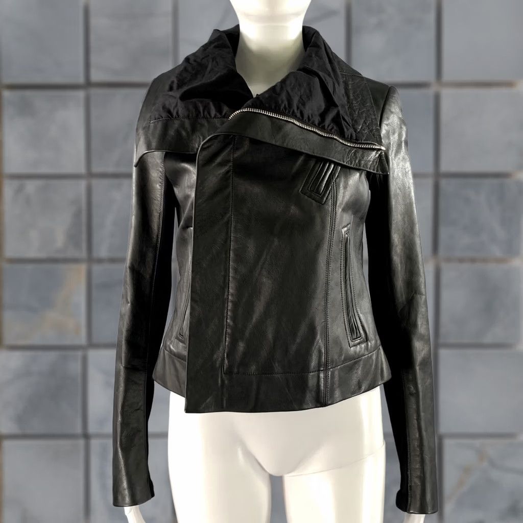 Rick Owens RICK OWENS Size 10 Black Leather Crackled Moto Racer Jacket Women Adult 10 Leather Crackled Moto Racer Jacket Size L / US 10 / IT 46 - 1 Thumbnail