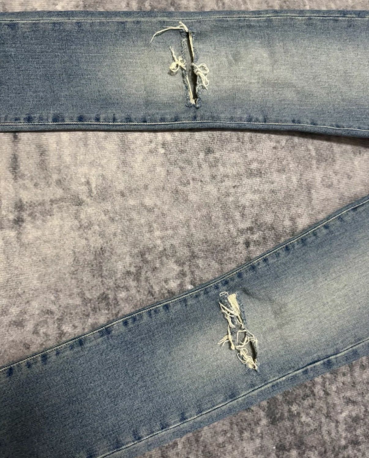 Saint Laurent Paris Saint Laurent Light Blue Distressed Single-Slash Denim Jeans Size US 30 / EU 46 - 5 Thumbnail