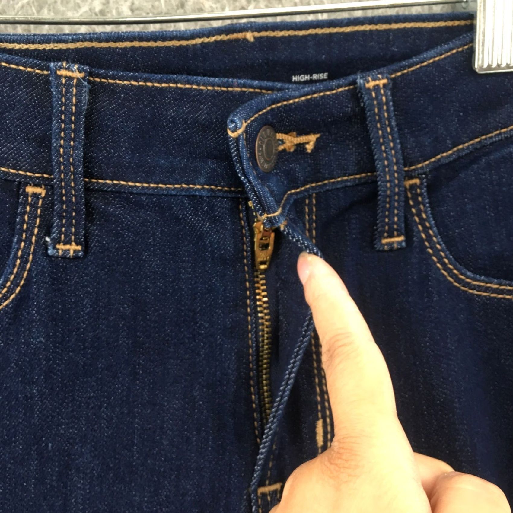 Old Navy Old Navy Jeans Womens 0 Hi-Rise Straight Blue Denim Cotton Blend Zip Fly Button Jeans Size 25" / US 0 / IT 36 - 4 Thumbnail
