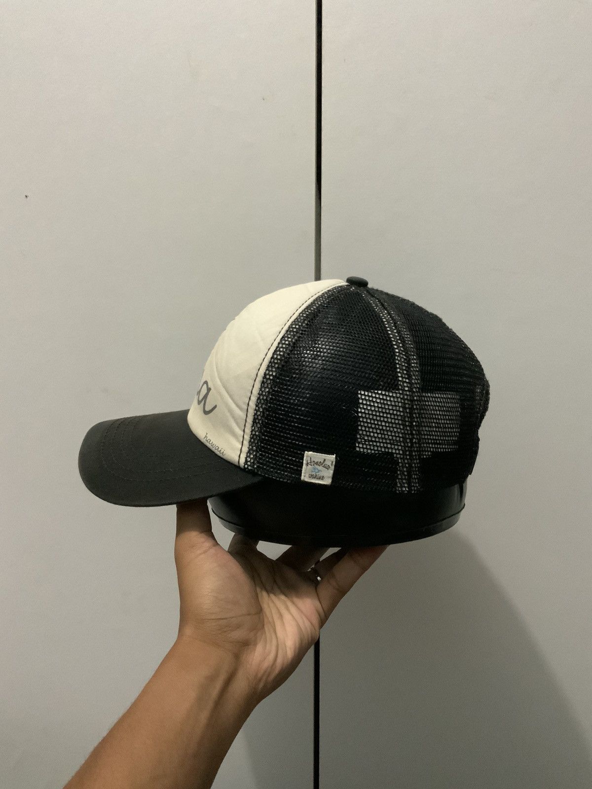 If Six Was Nine Aloha Hawaii Faded Black Trucker Hat Size ONE SIZE - 2 Thumbnail