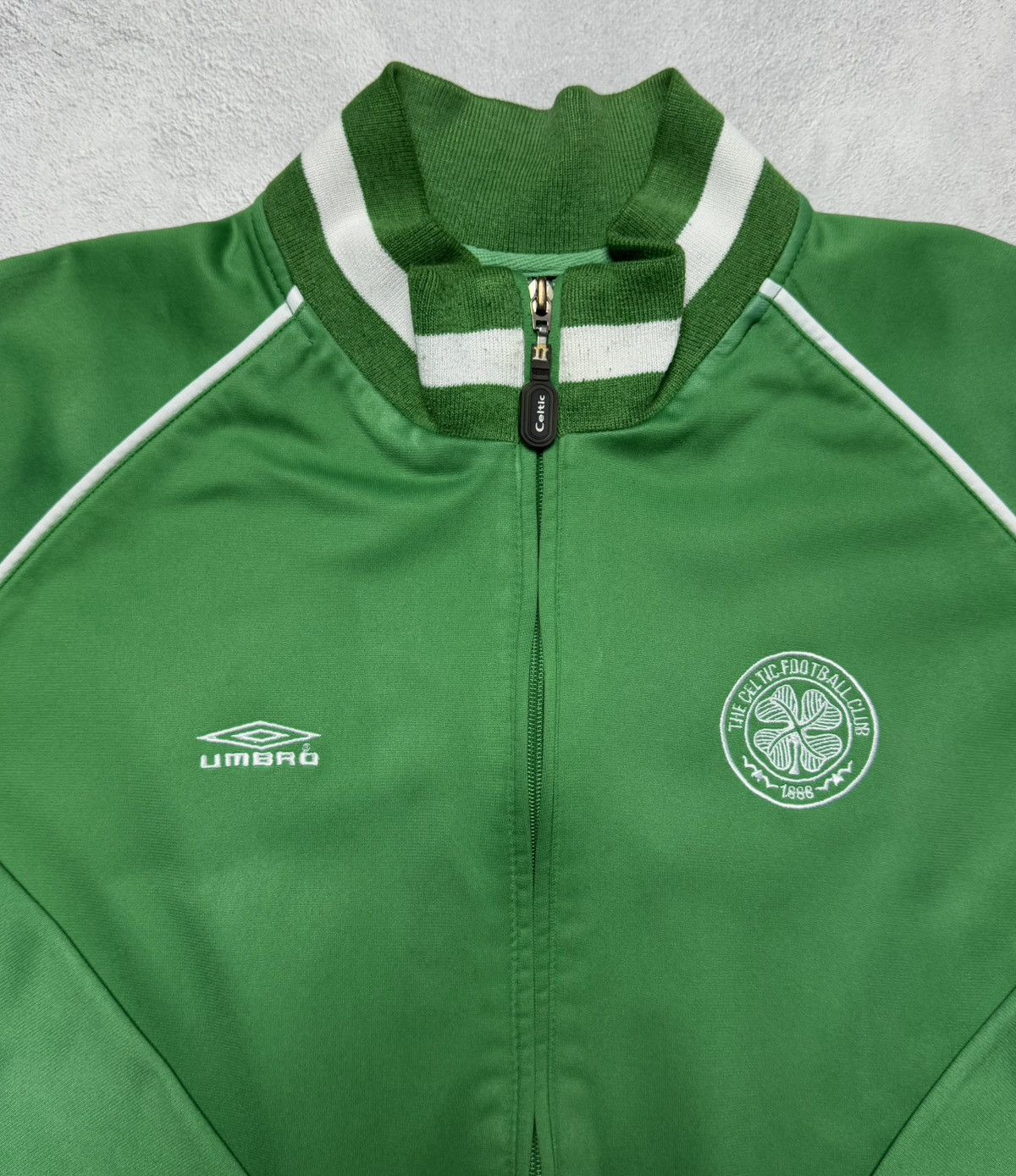 Umbro Celtic 2000 2001 Football Soccer Track Jacket Umbro Size US XL / EU 56 / 4 - 7 Thumbnail