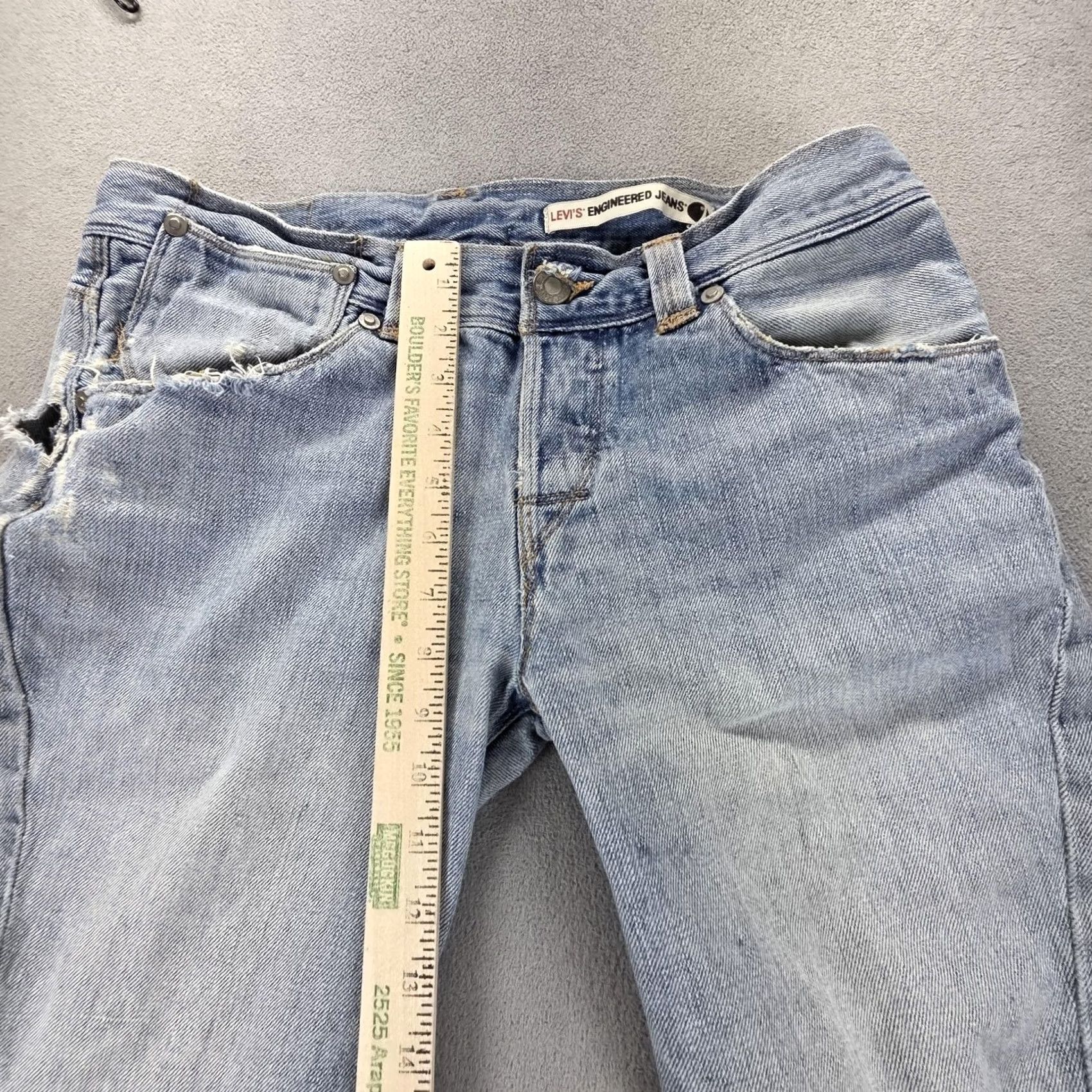 Levi's VINTAGE Levis Engineered Jeans Womens Blue Twisted Straight Leg Hole Fits 30x32 Size 30" / US 8 / IT 44 - 7 Thumbnail