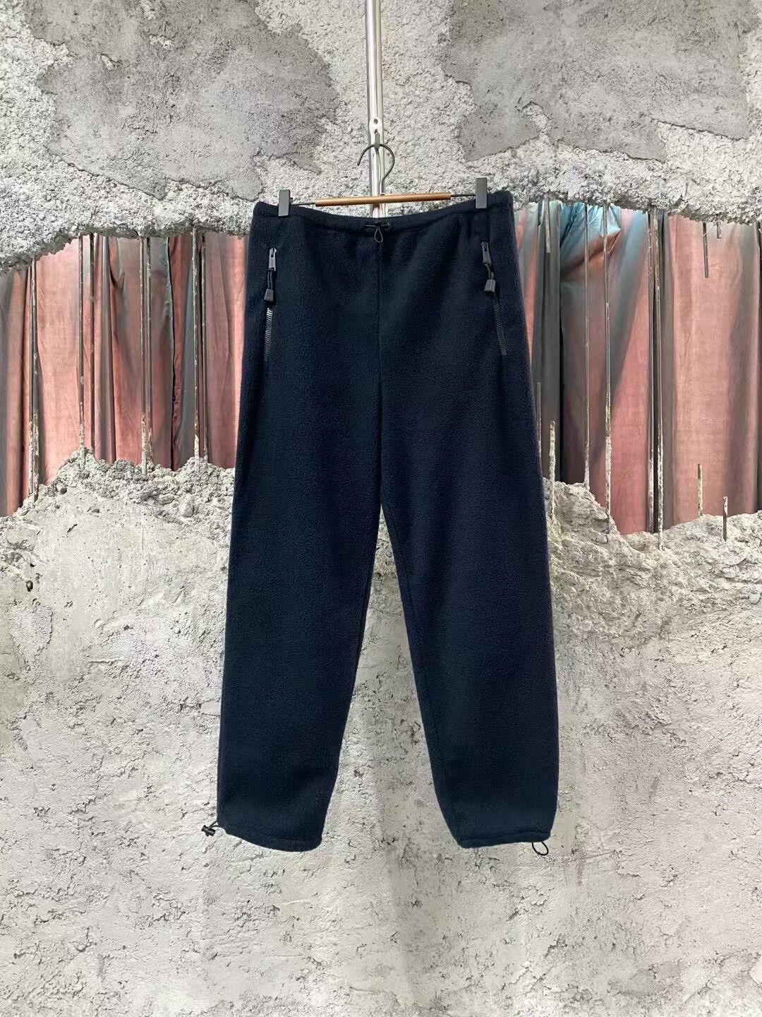 Miu Miu miu miu fleece sweatpants in navy blue Size 38" / US 16 / IT 52 - 1 Thumbnail