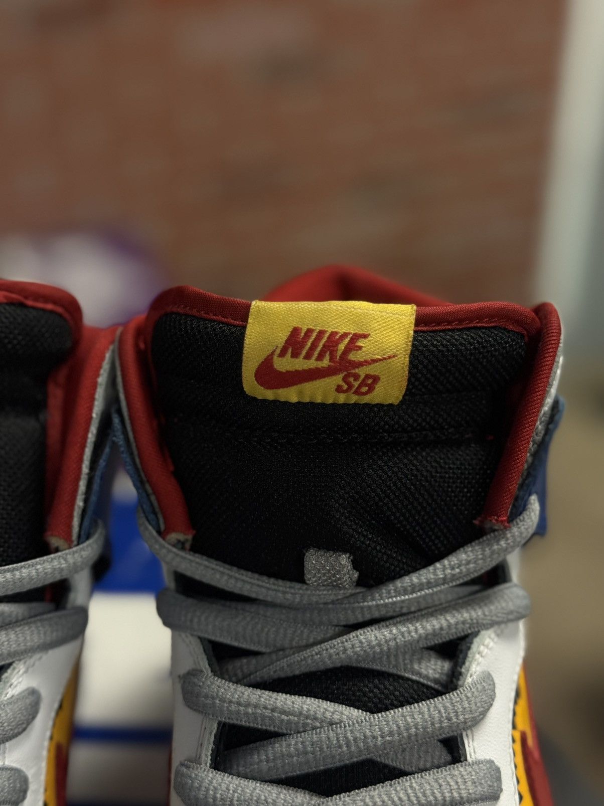 Nike Size 11 - Nike SB Dunk High Comic Boom Superman 305050-064 Size US 11 / EU 44 - 10 Thumbnail