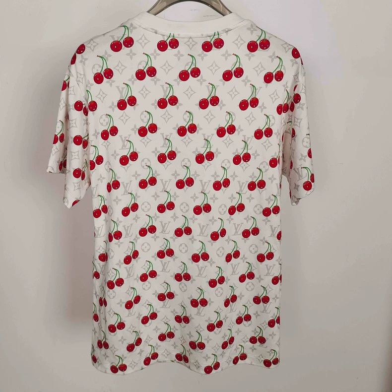 Louis Vuitton Louis Vuitton 25 Red and White Cherry Short Sleeve Size US S / EU 44-46 / 1 - 2 Thumbnail