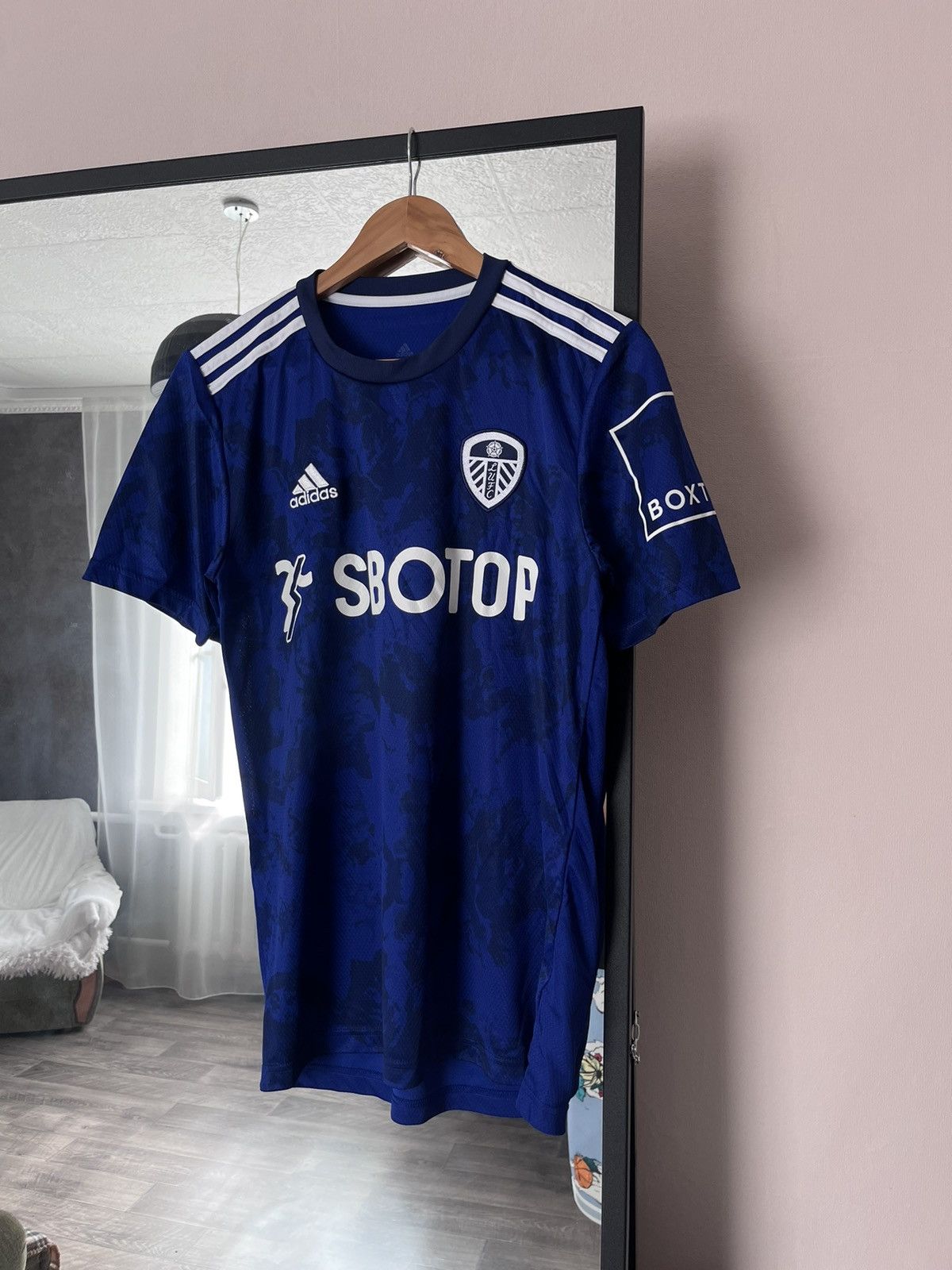 Adidas Adidas Leeds United 2020 2021 Away Shirt Soccer Jersey Size US S / EU 44-46 / 1 - 1 Thumbnail
