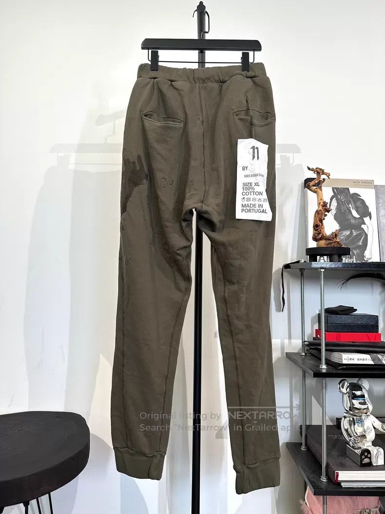 Boris Bidjan Saberi Boris Bidjan Saberi Size XL P3 embroidered sweatpants| Size US 34 / EU 50 - 2 Thumbnail