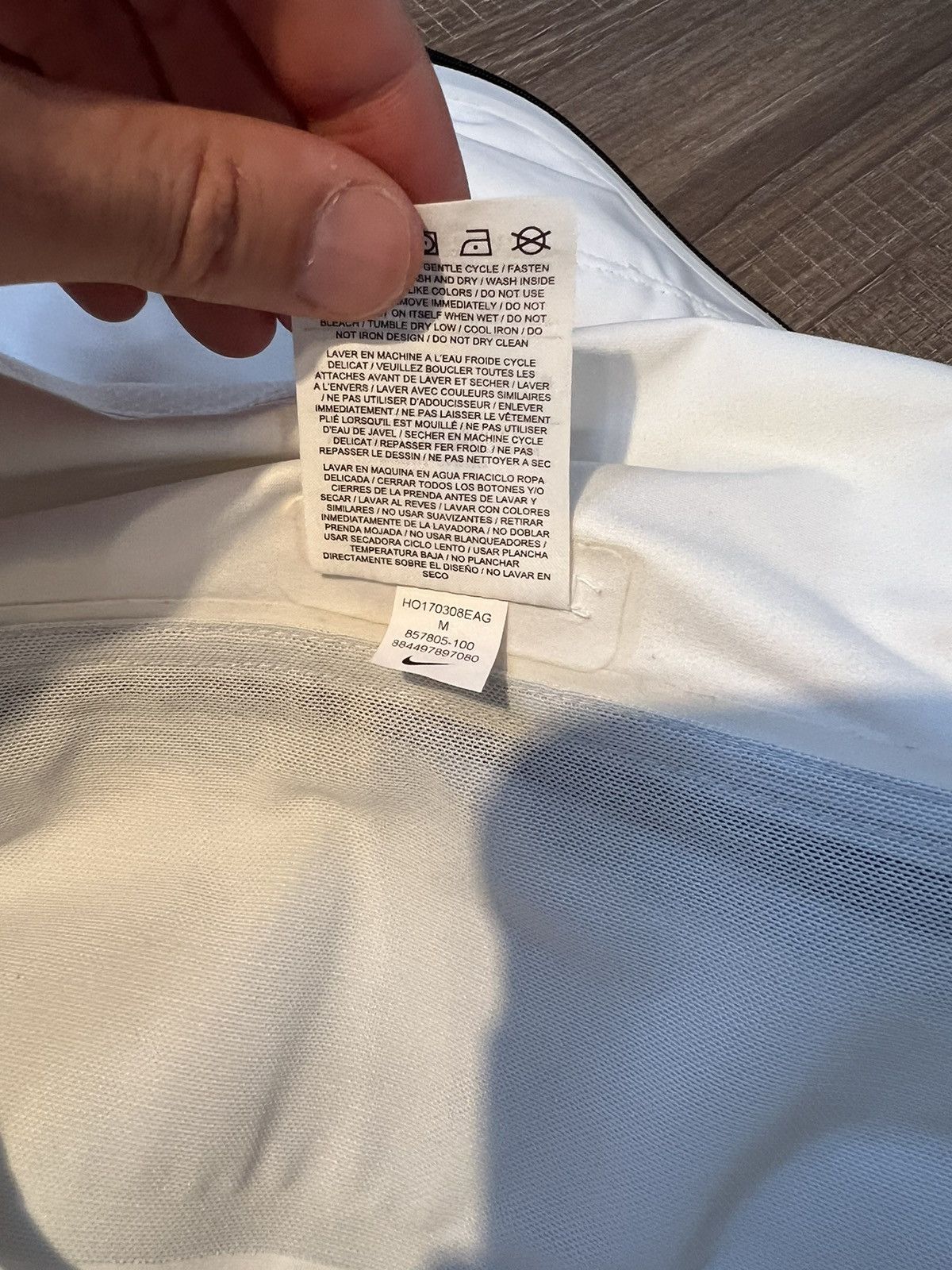 Nike Nike Aeroshield Run Jacket With Hood Size Medium White Size US M / EU 48-50 / 2 - 10 Thumbnail