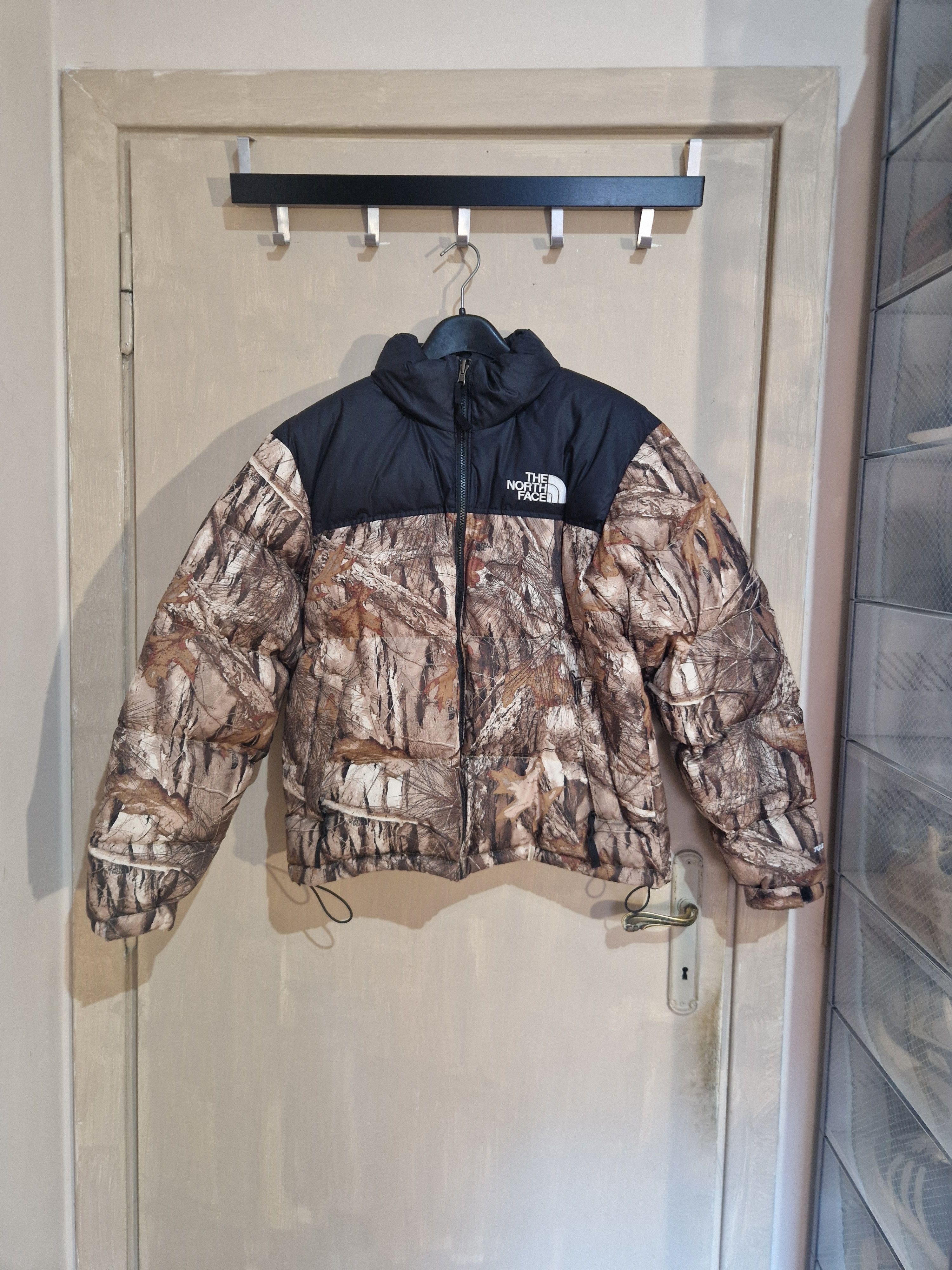 The North Face The North Face 1996 Retro Nuptse Jacket Forest Camo Size US S / EU 44-46 / 1 - 1 Thumbnail