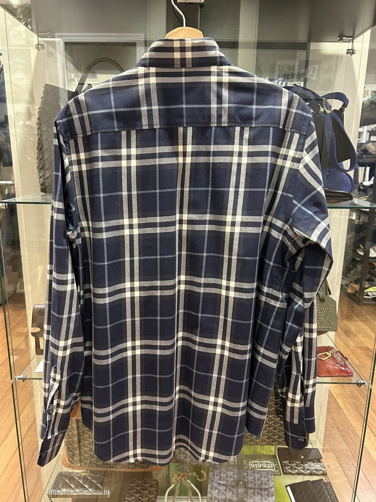 Burberry Burberry Plaid Button Down Shirt Size US M / EU 48-50 / 2 - 2 Thumbnail