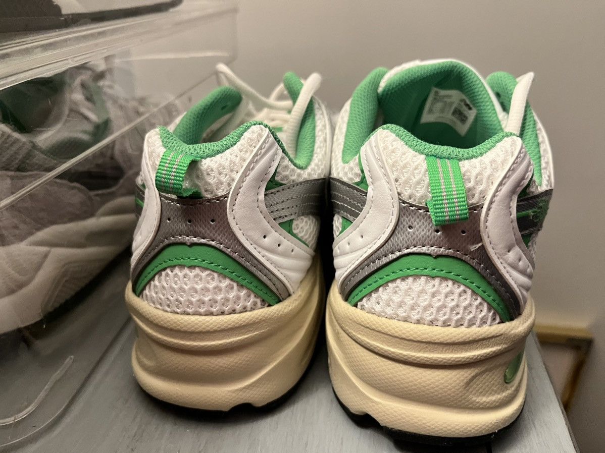 New Balance Size 9.5 New Balance 530 Pine Leaf White & Green Deadstock Size US 9.5 / EU 42-43 - 10 Thumbnail
